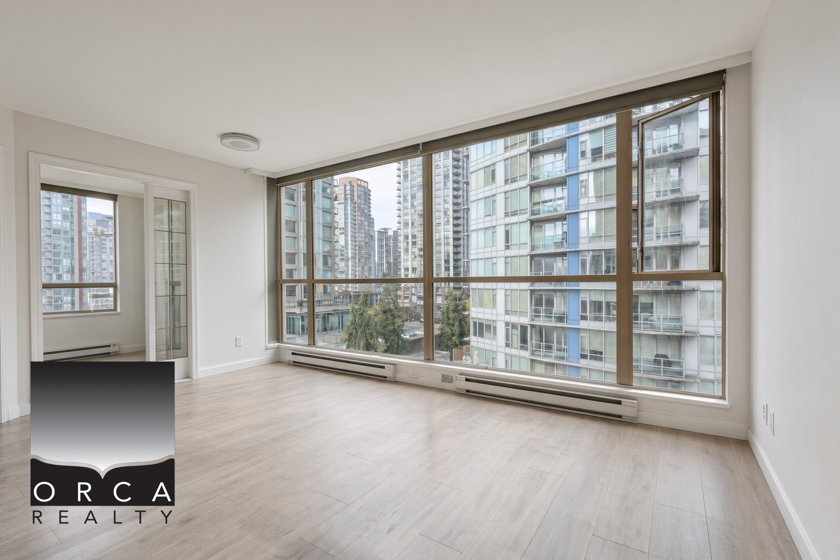 903-822 Homer Street, Vancouver