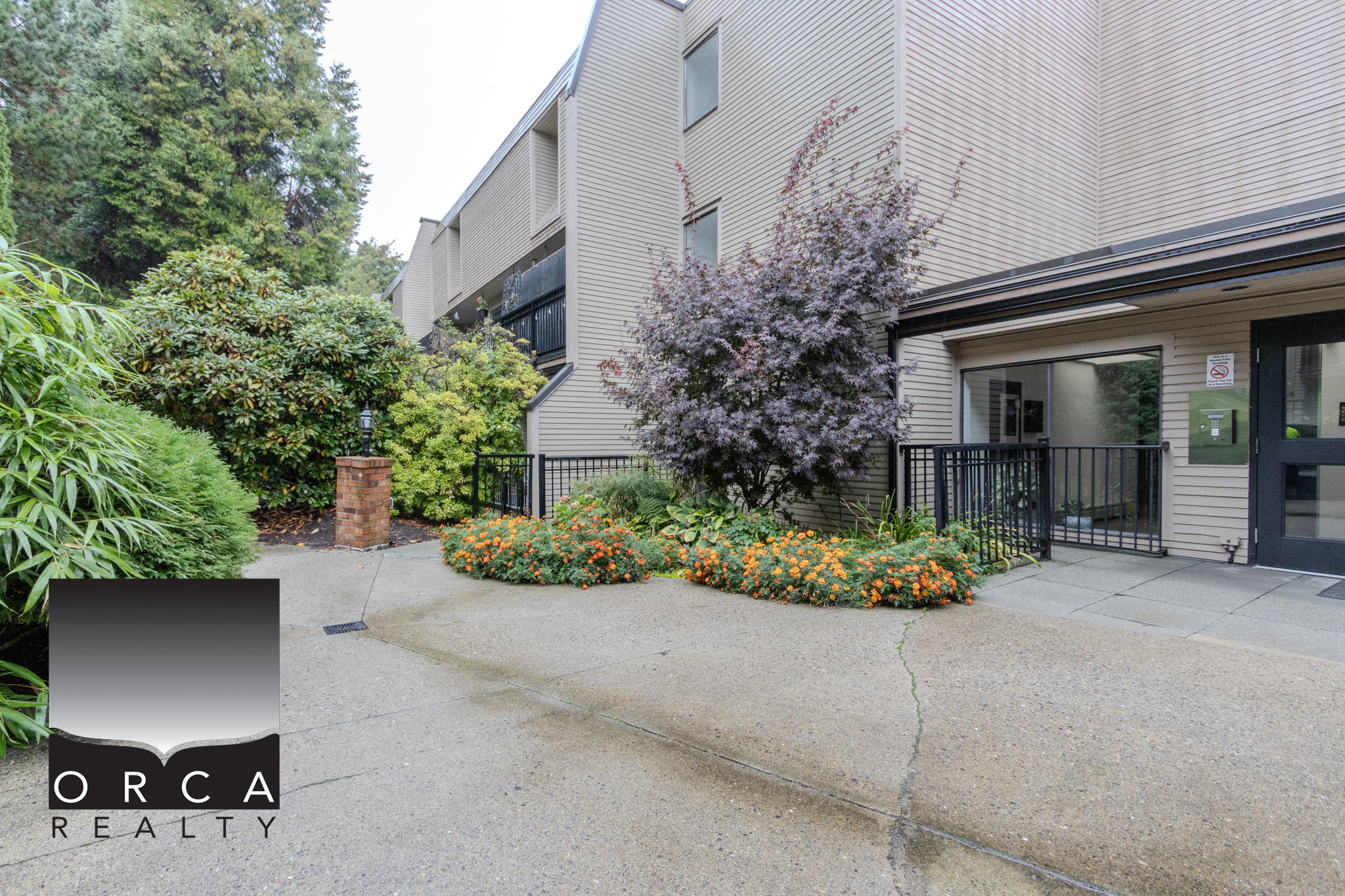 420-1385 Draycott Road, North Vancouver
