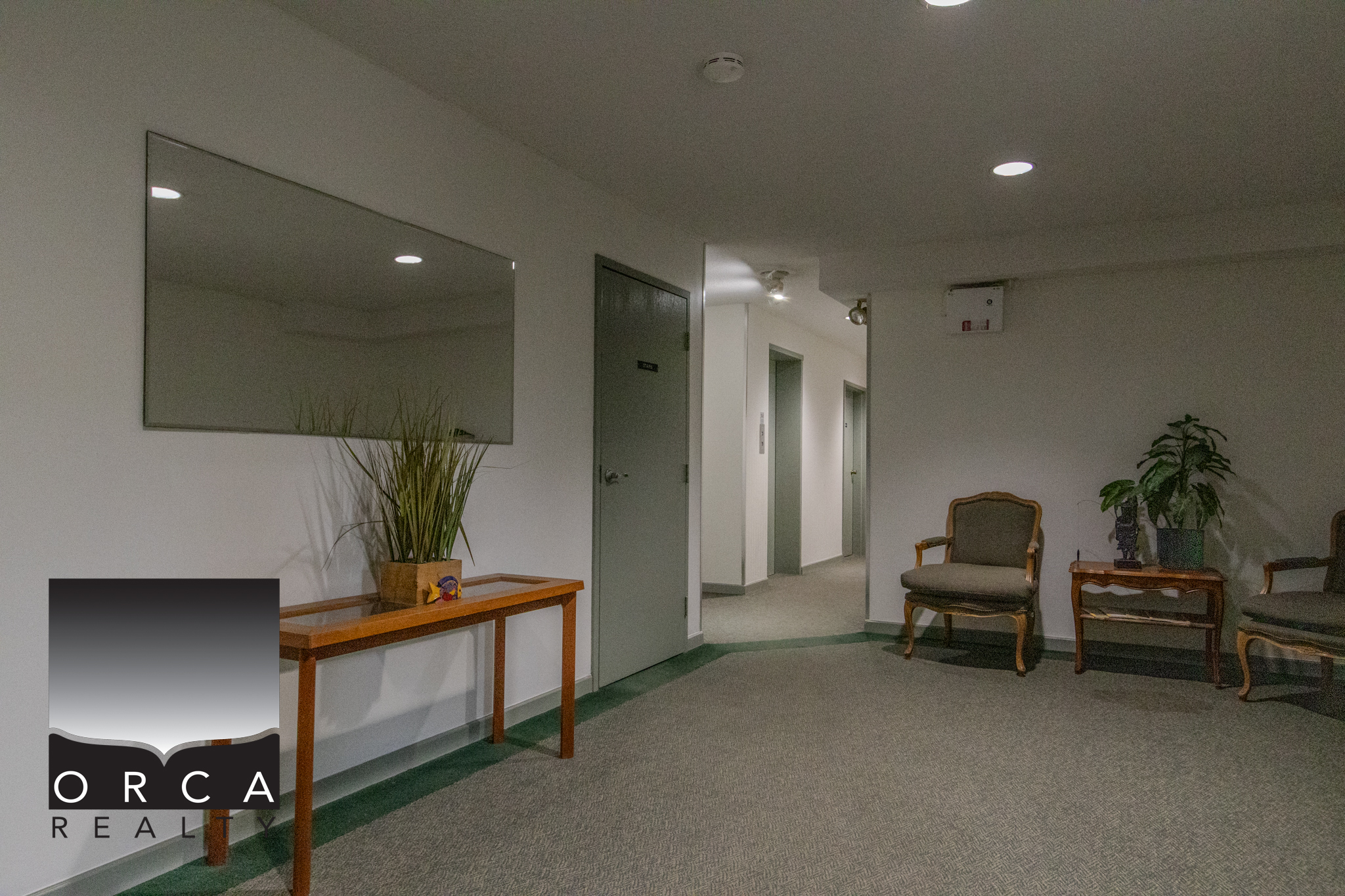 420-1385 Draycott Road, North Vancouver