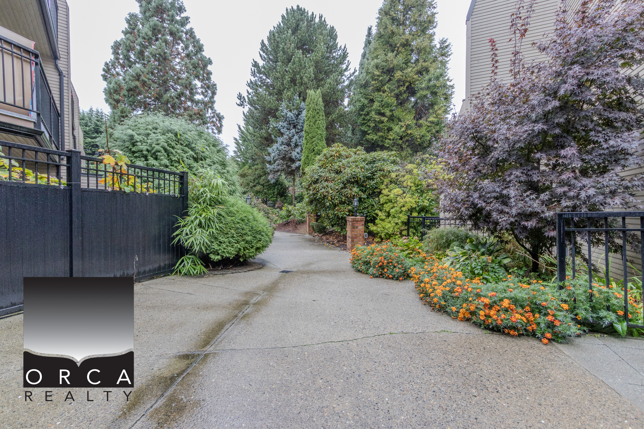 420-1385 Draycott Road, North Vancouver