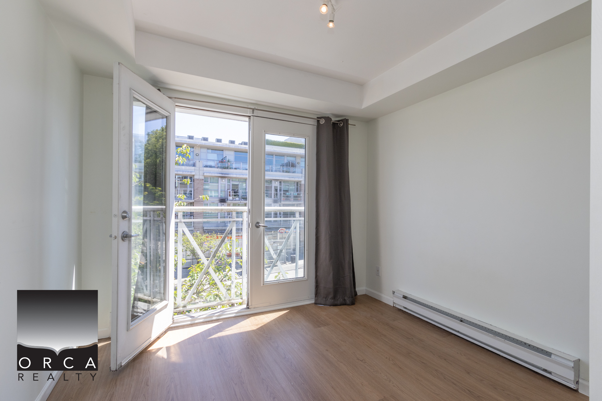 102-3349 Dunbar Street, Vancouver