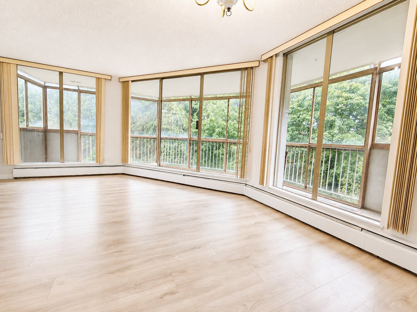 409-2024 Fullerton Ave, North Vancouver