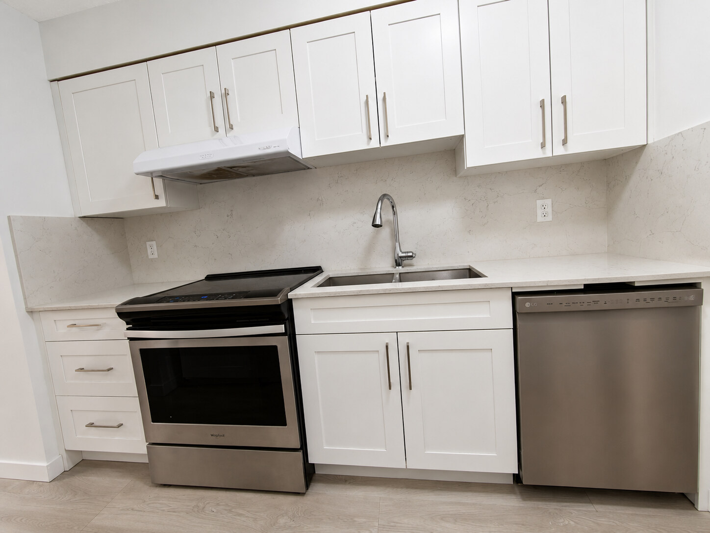 409-2024 Fullerton Ave, North Vancouver