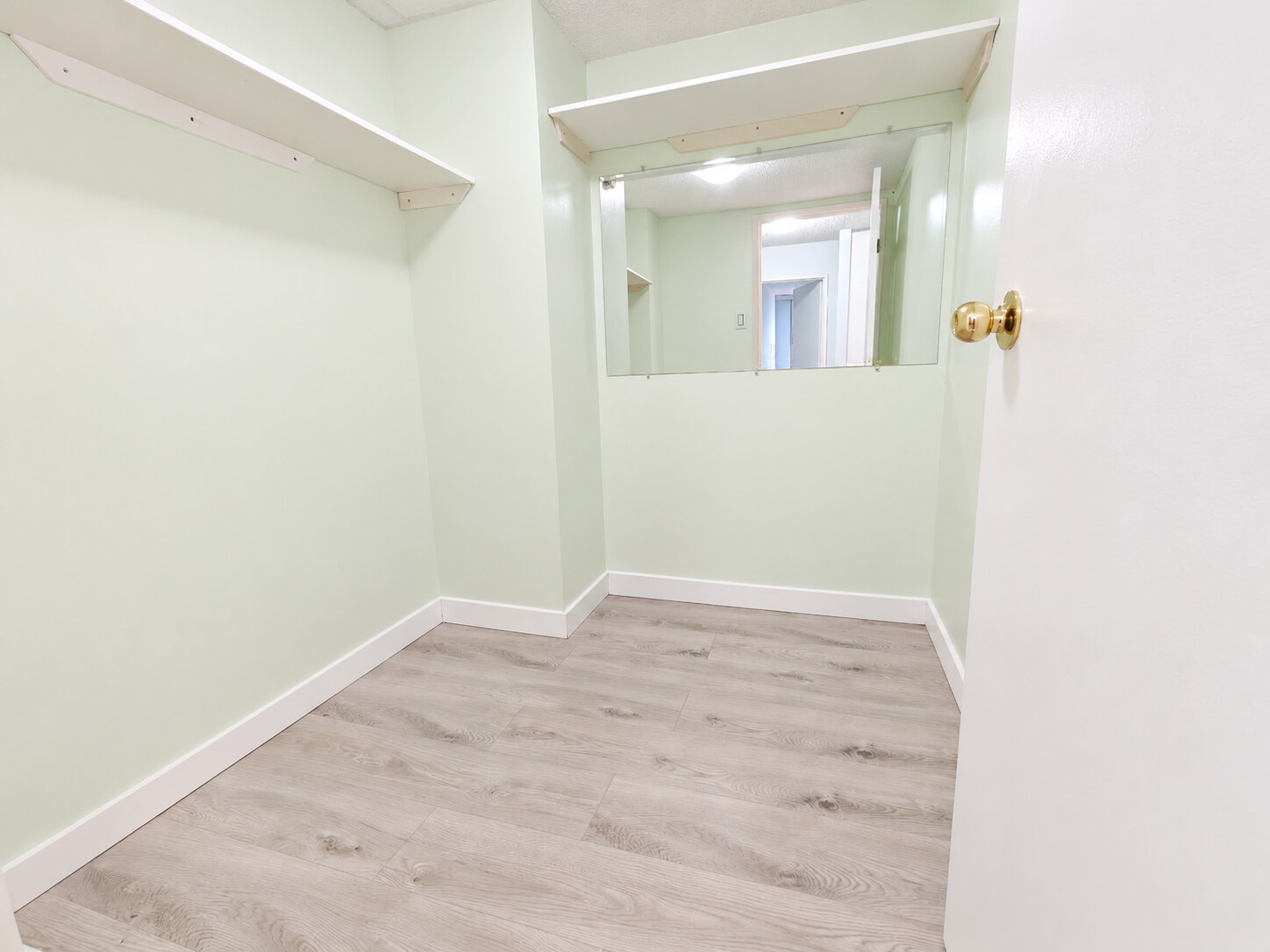 409-2024 Fullerton Ave, North Vancouver