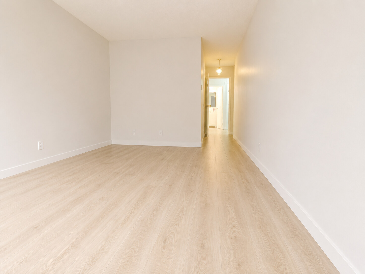 409-2024 Fullerton Ave, North Vancouver