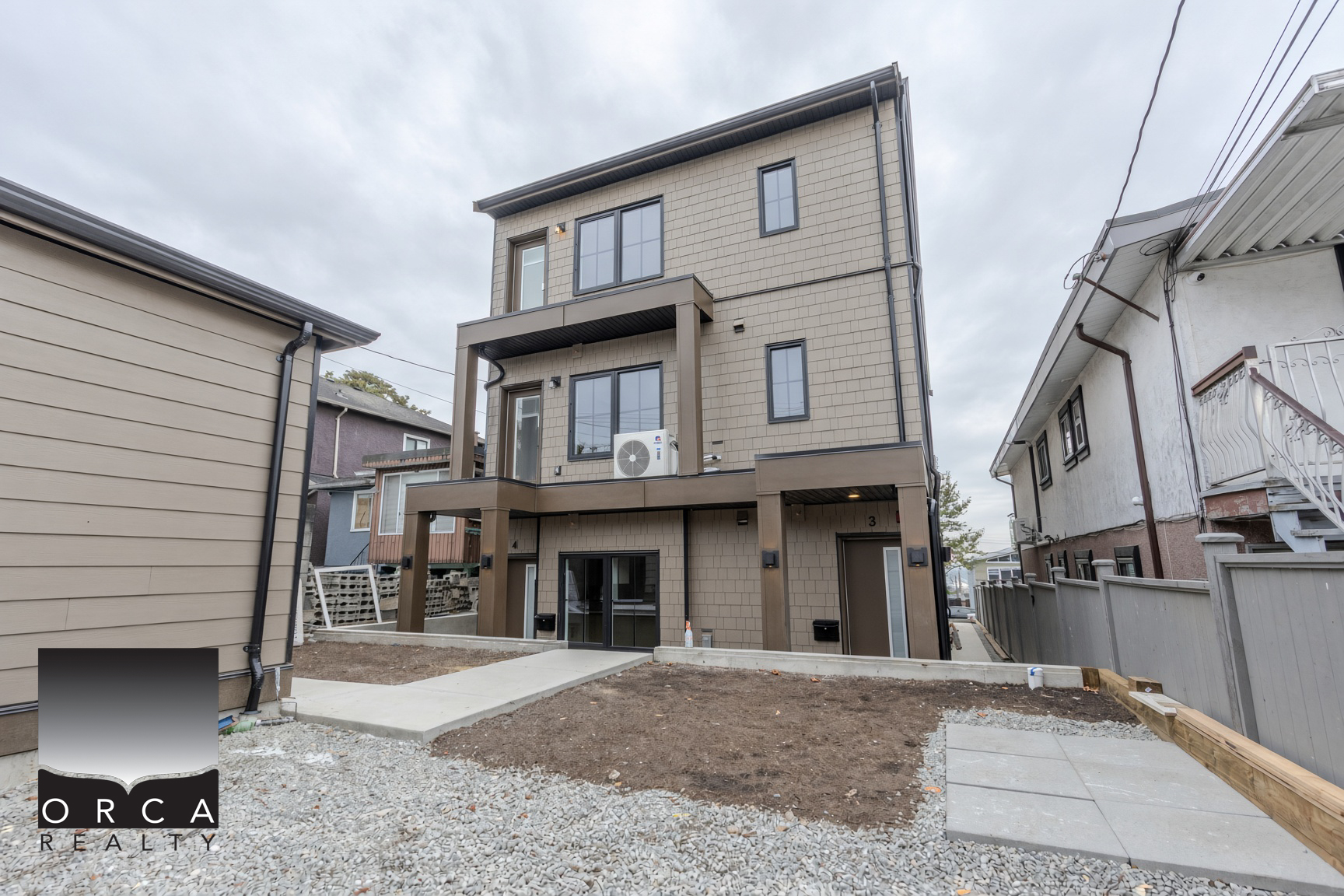 2-783 East 60th Street, Vancouver
