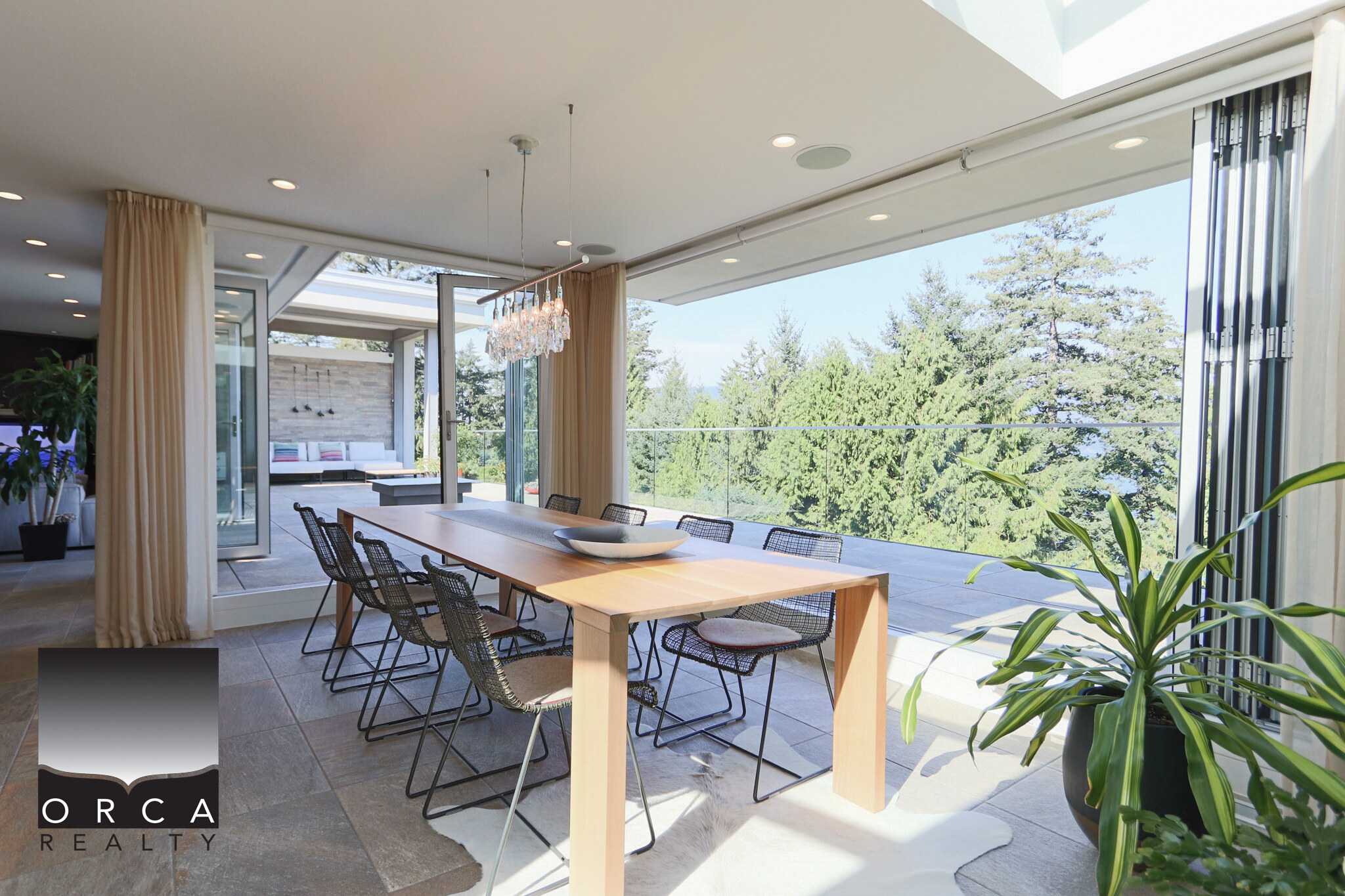 6173 Nelson Ave, West Vancouver