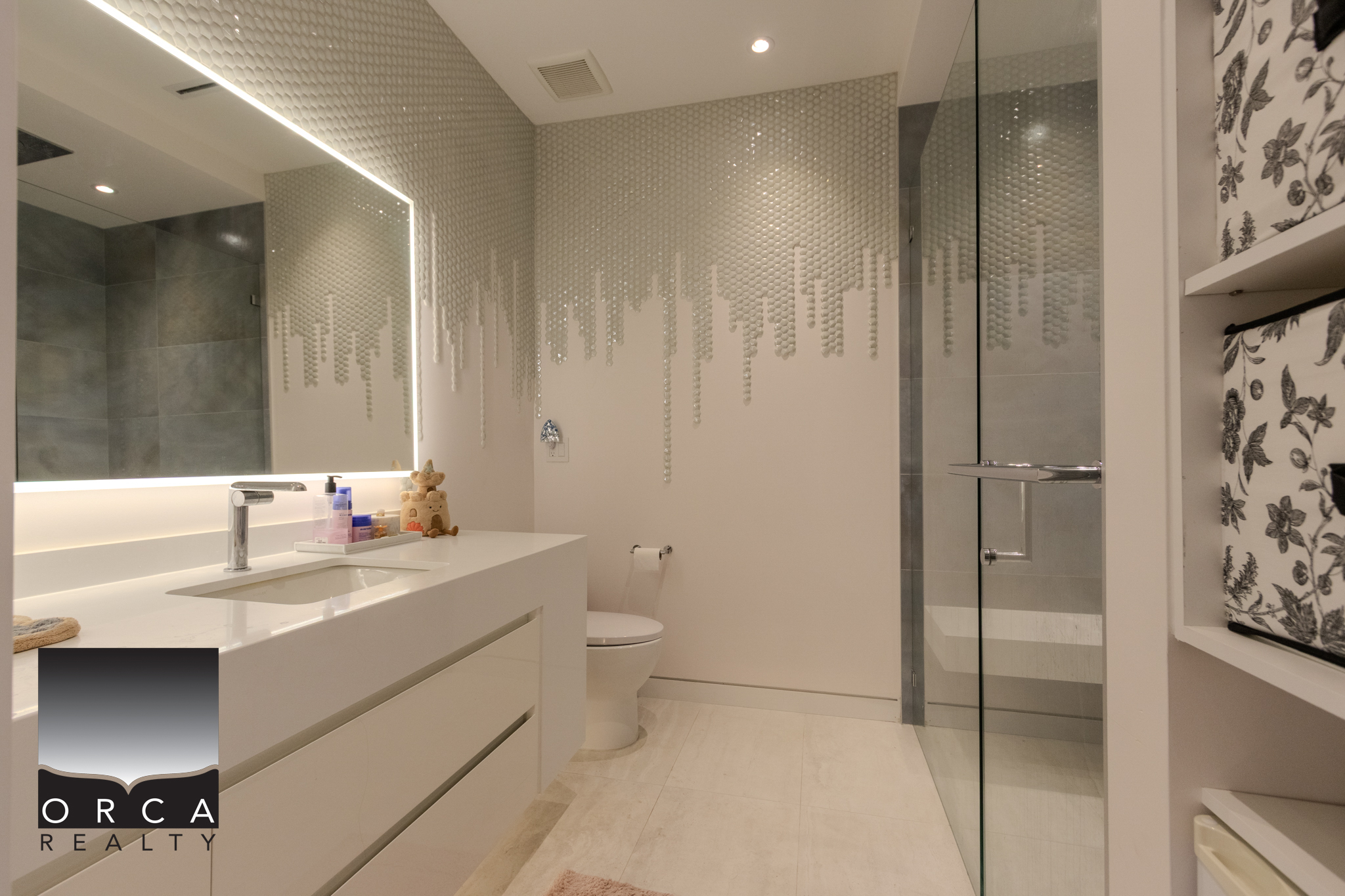1200 Alderside Rd, Port Moody
