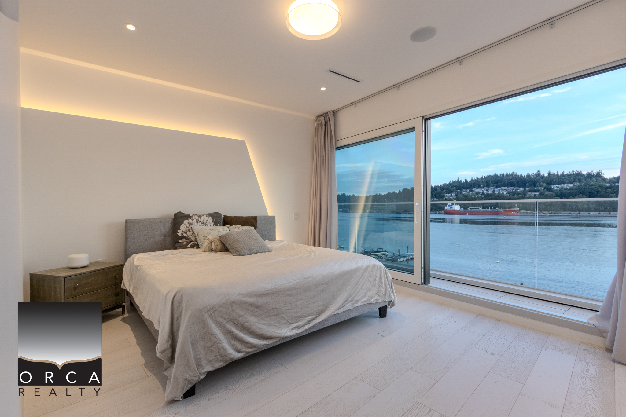1200 Alderside Rd, Port Moody