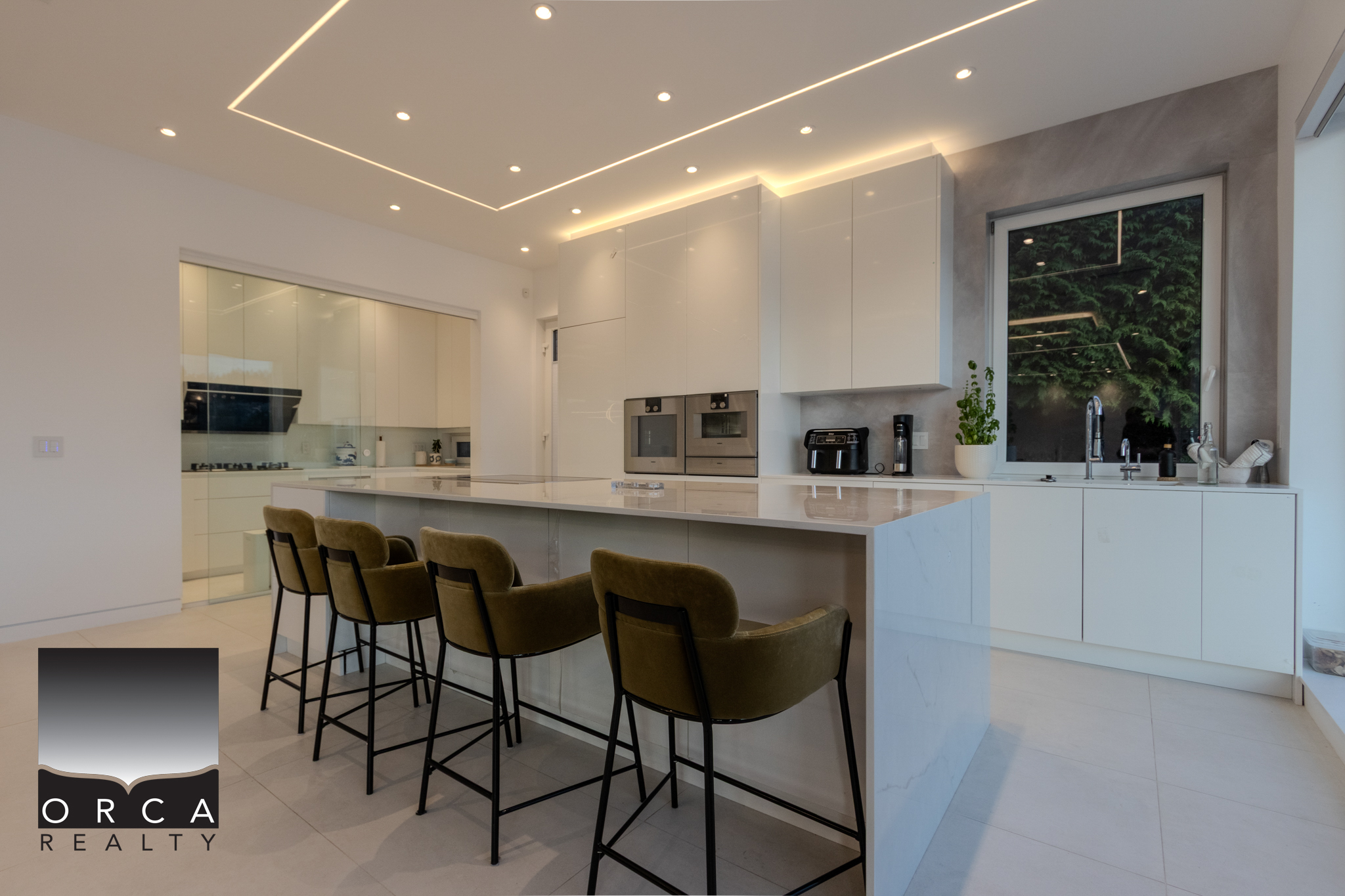 1200 Alderside Rd, Port Moody
