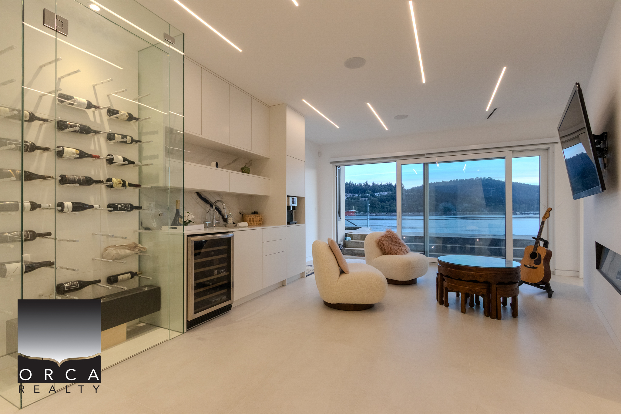 1200 Alderside Rd, Port Moody