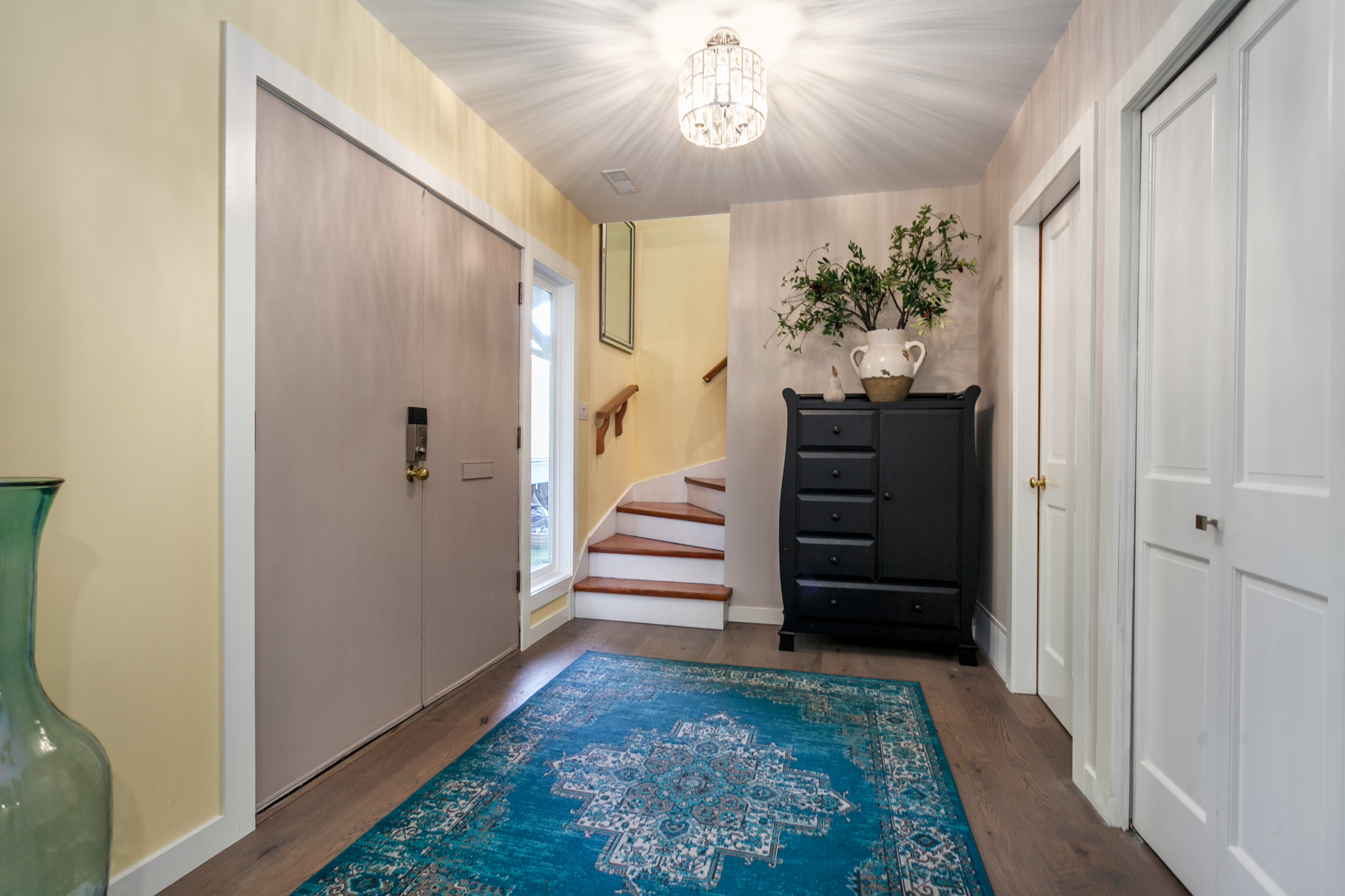 4956 Marine Dr, West Vancouver