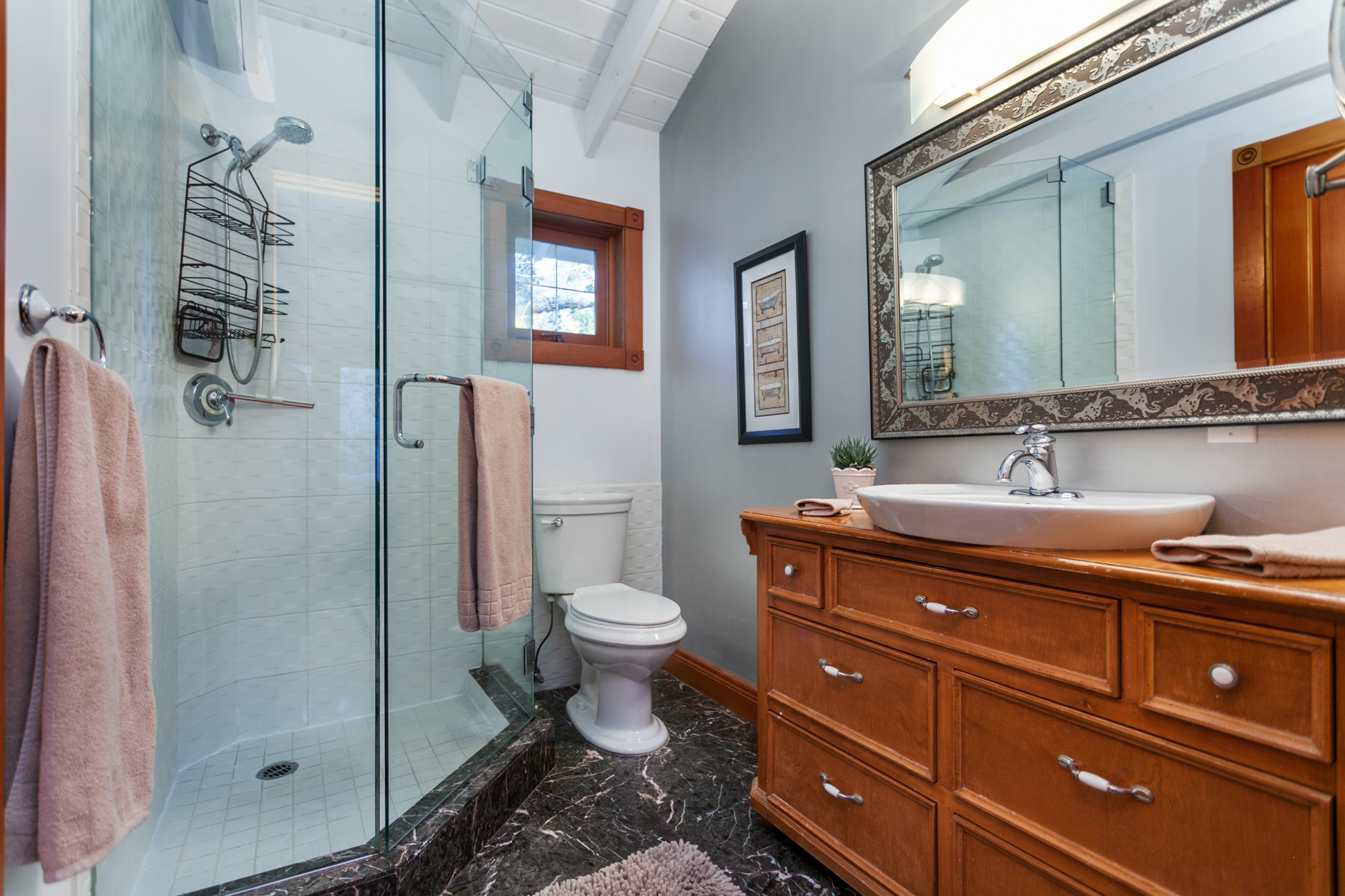 4956 Marine Dr, West Vancouver