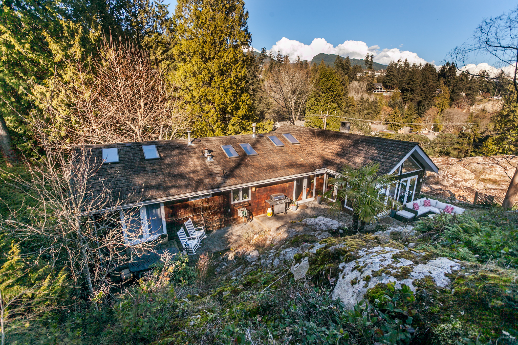 4956 Marine Dr, West Vancouver