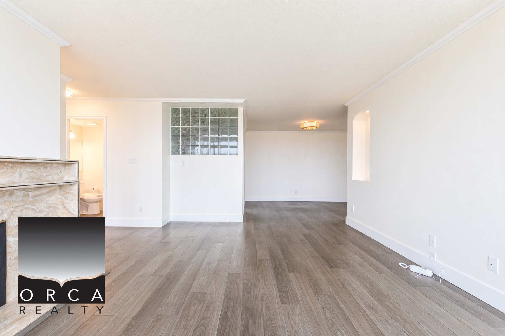 1102-5425 Yew Street, Vancouver