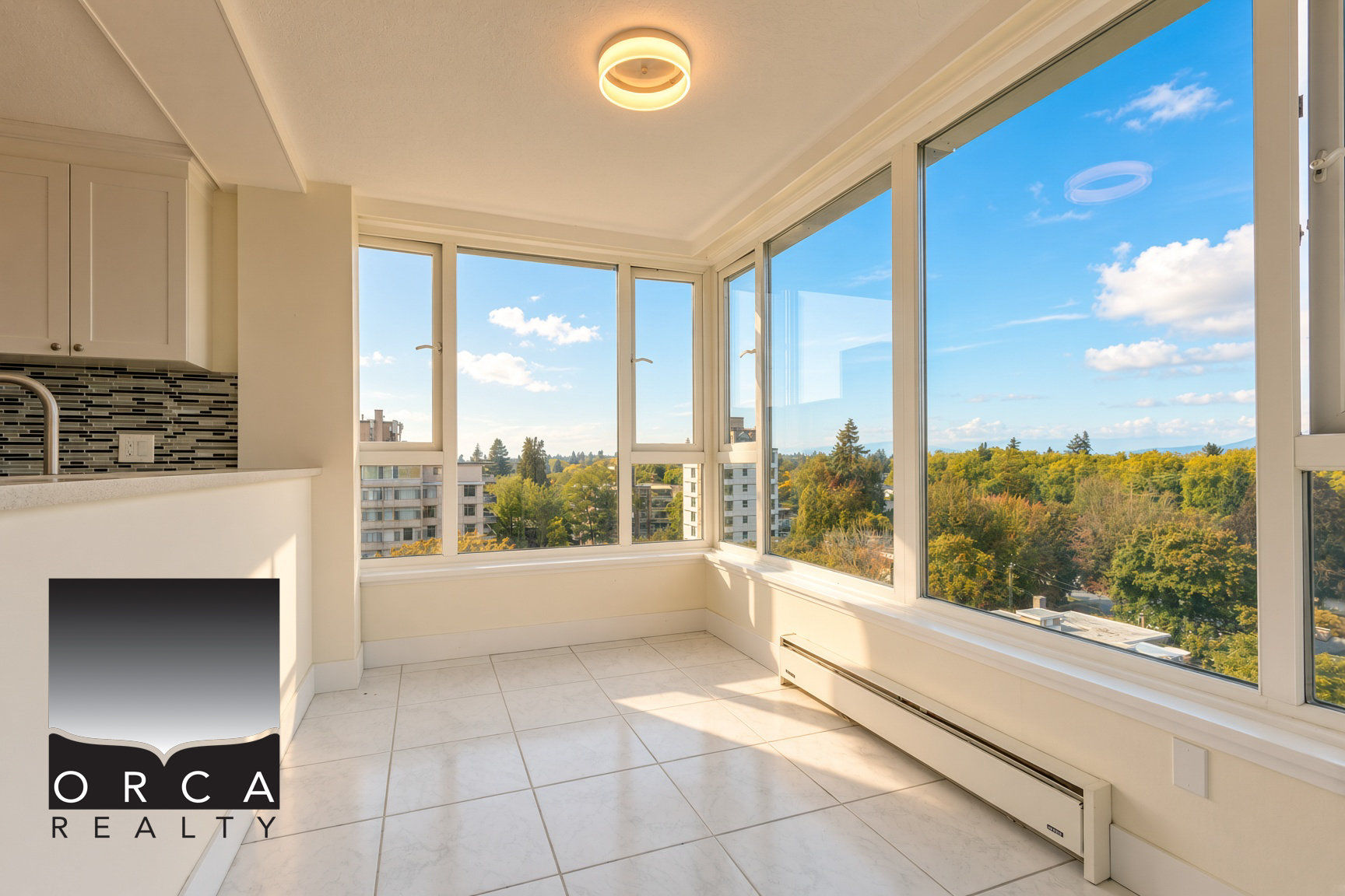 1102-5425 Yew Street, Vancouver