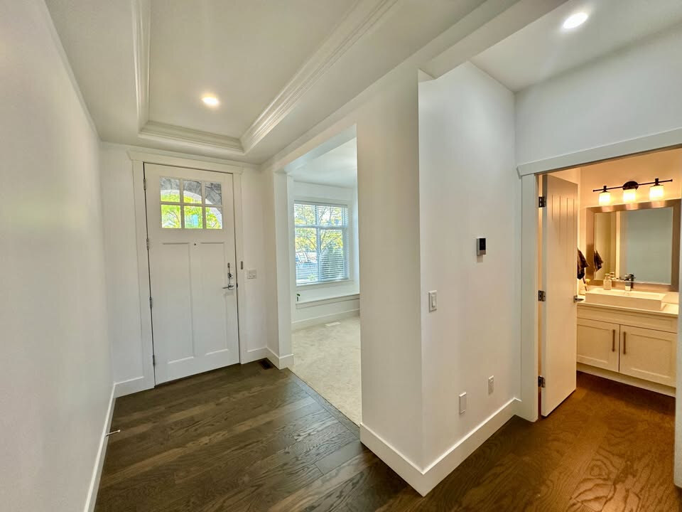 8455 207 St, Langley