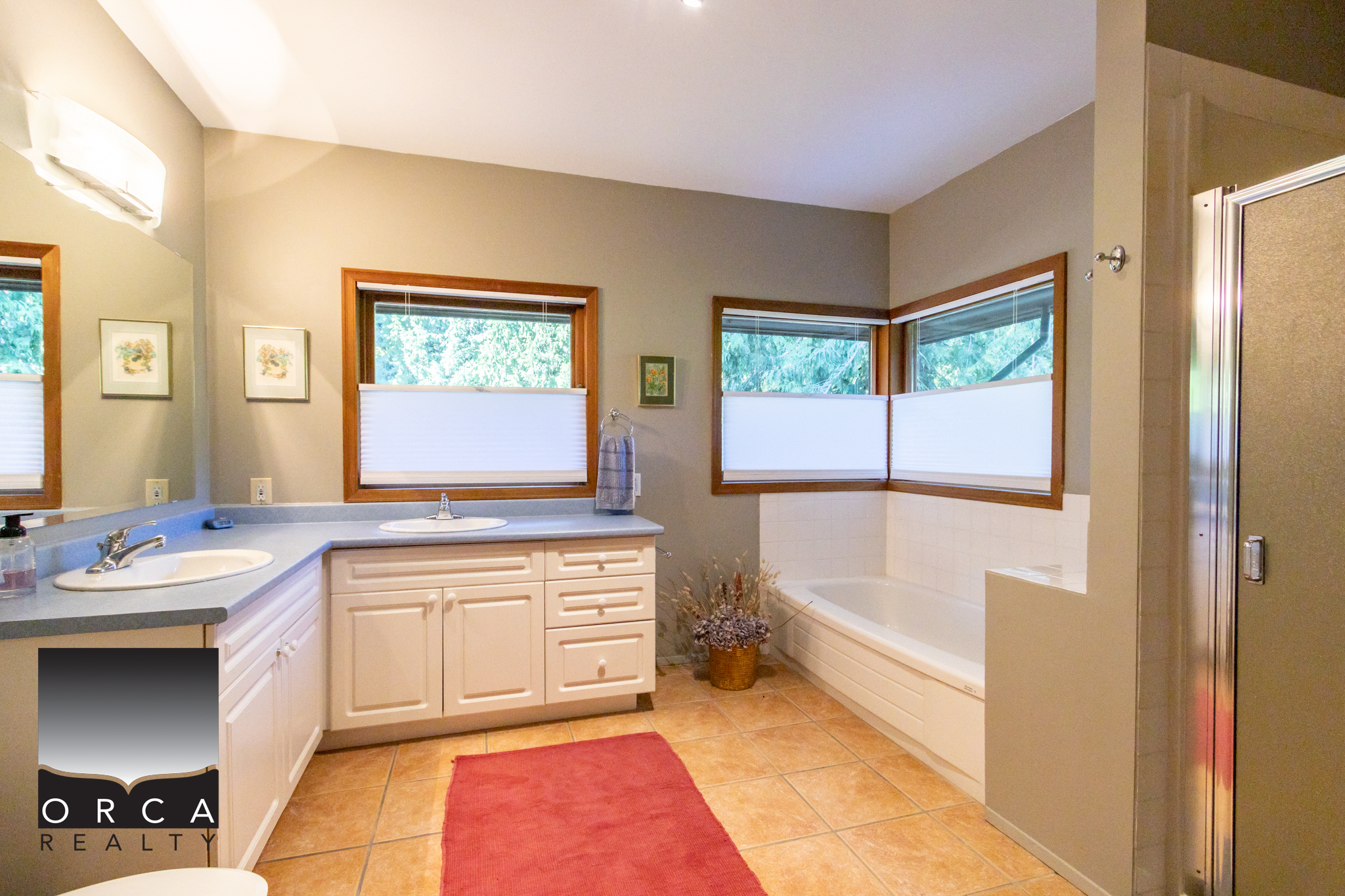 496 Melmore Road, Bowen Island