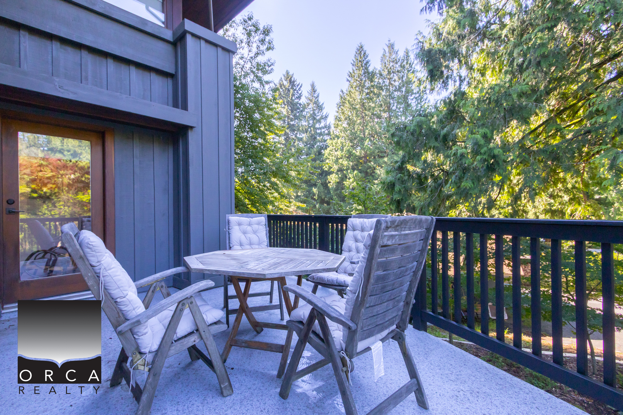 496 Melmore Road, Bowen Island