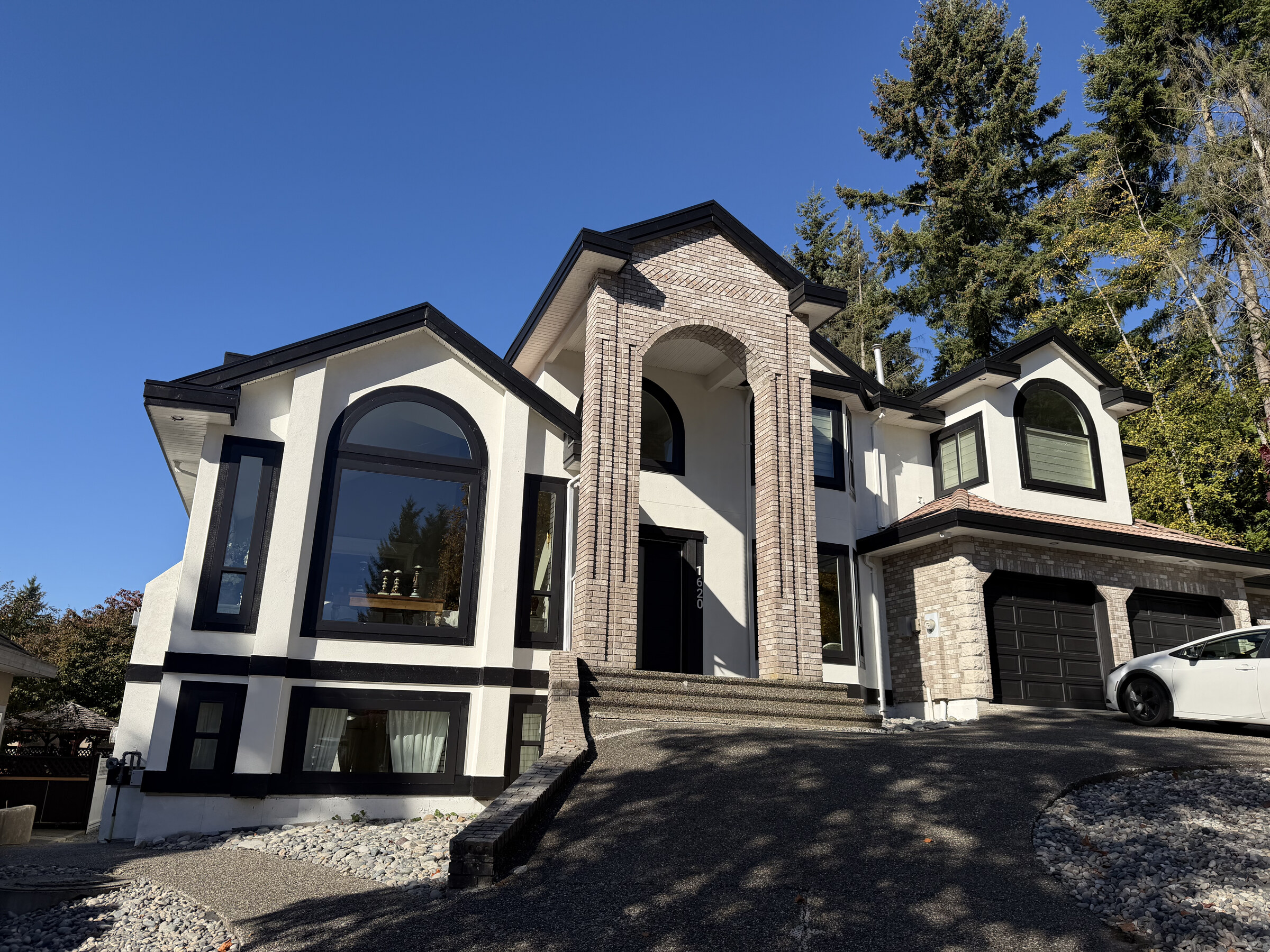 1620 Parkway Blvd, Coquitlam
