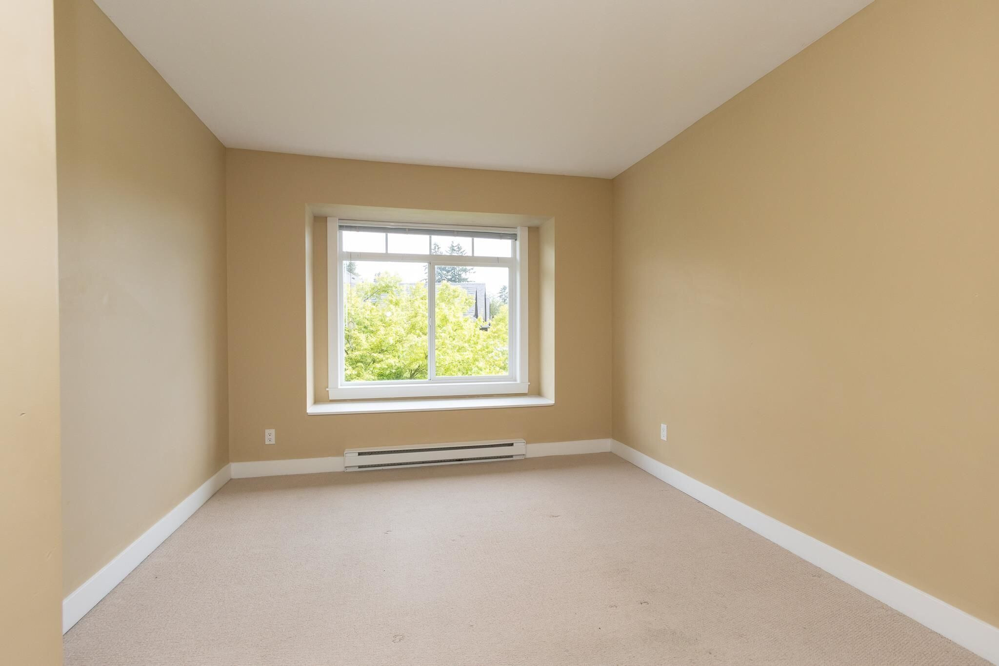 57-7428 14th Ave, Burnaby (No Pets Allowed)