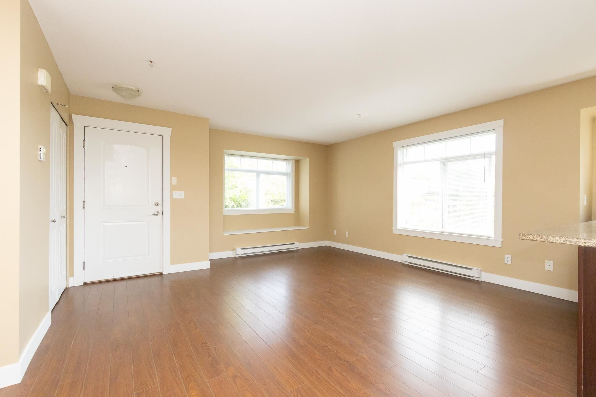 57-7428 14th Ave, Burnaby (No Pets Allowed)