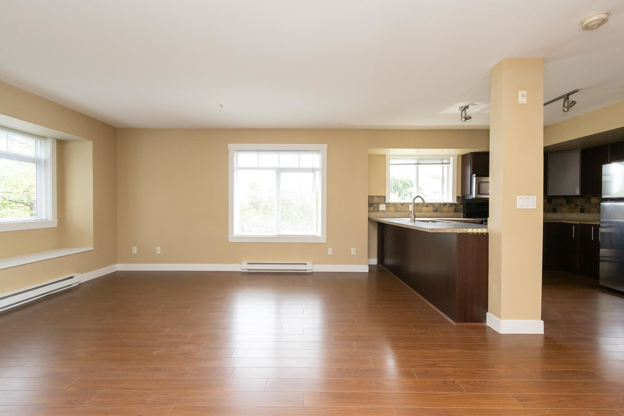 57-7428 14th Ave, Burnaby (No Pets Allowed)