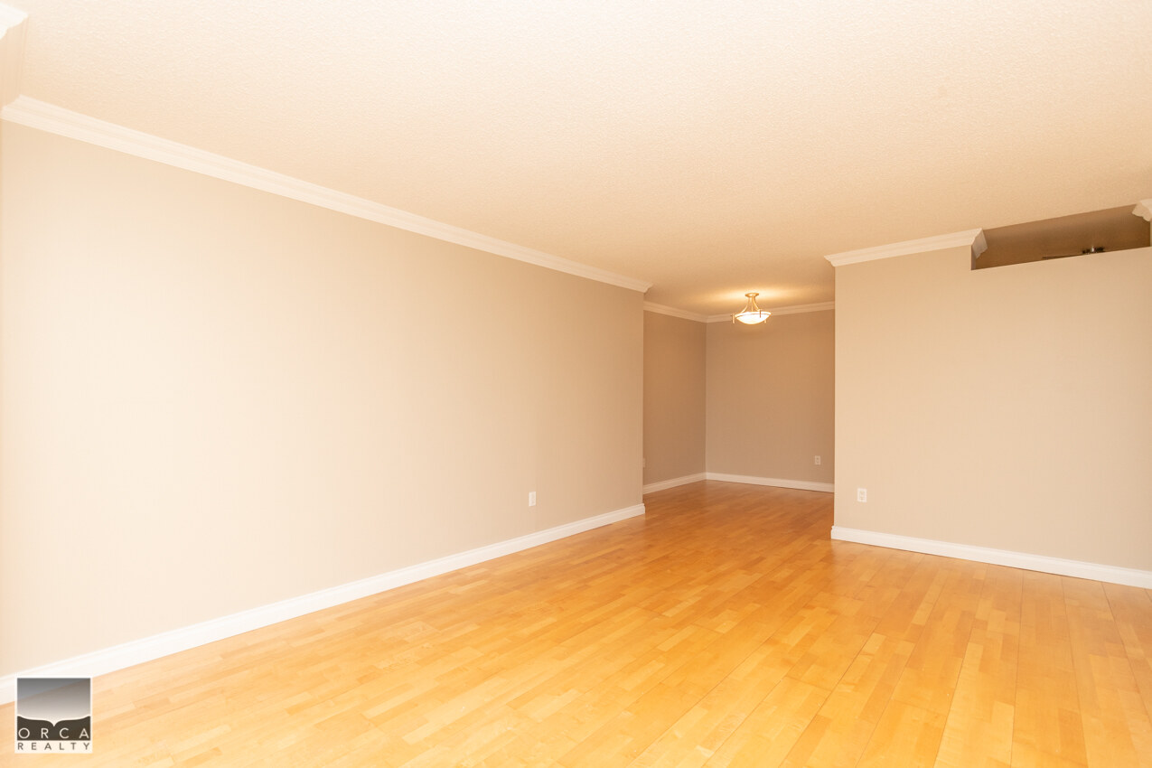 418 65 First Street, New Westminster