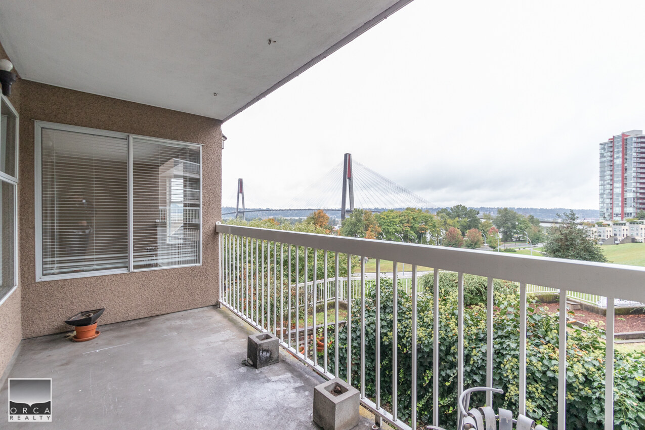 418 65 First Street, New Westminster
