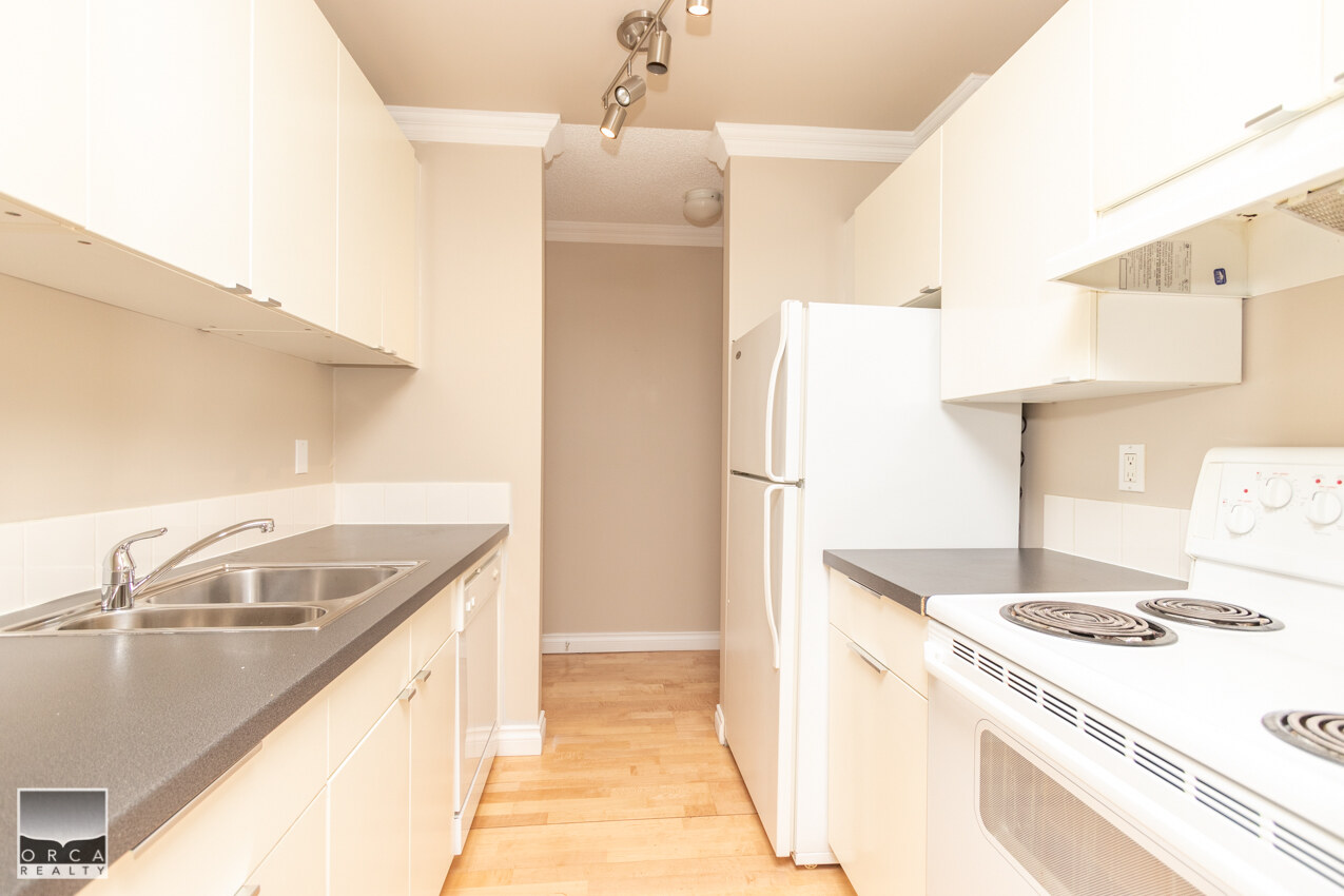 418 65 First Street, New Westminster