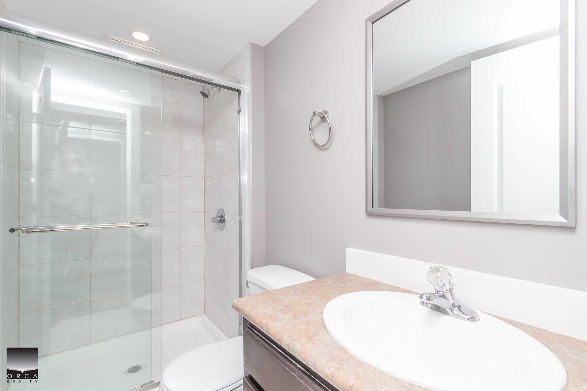 19130 69A Avenue, Surrey (Lower Level)