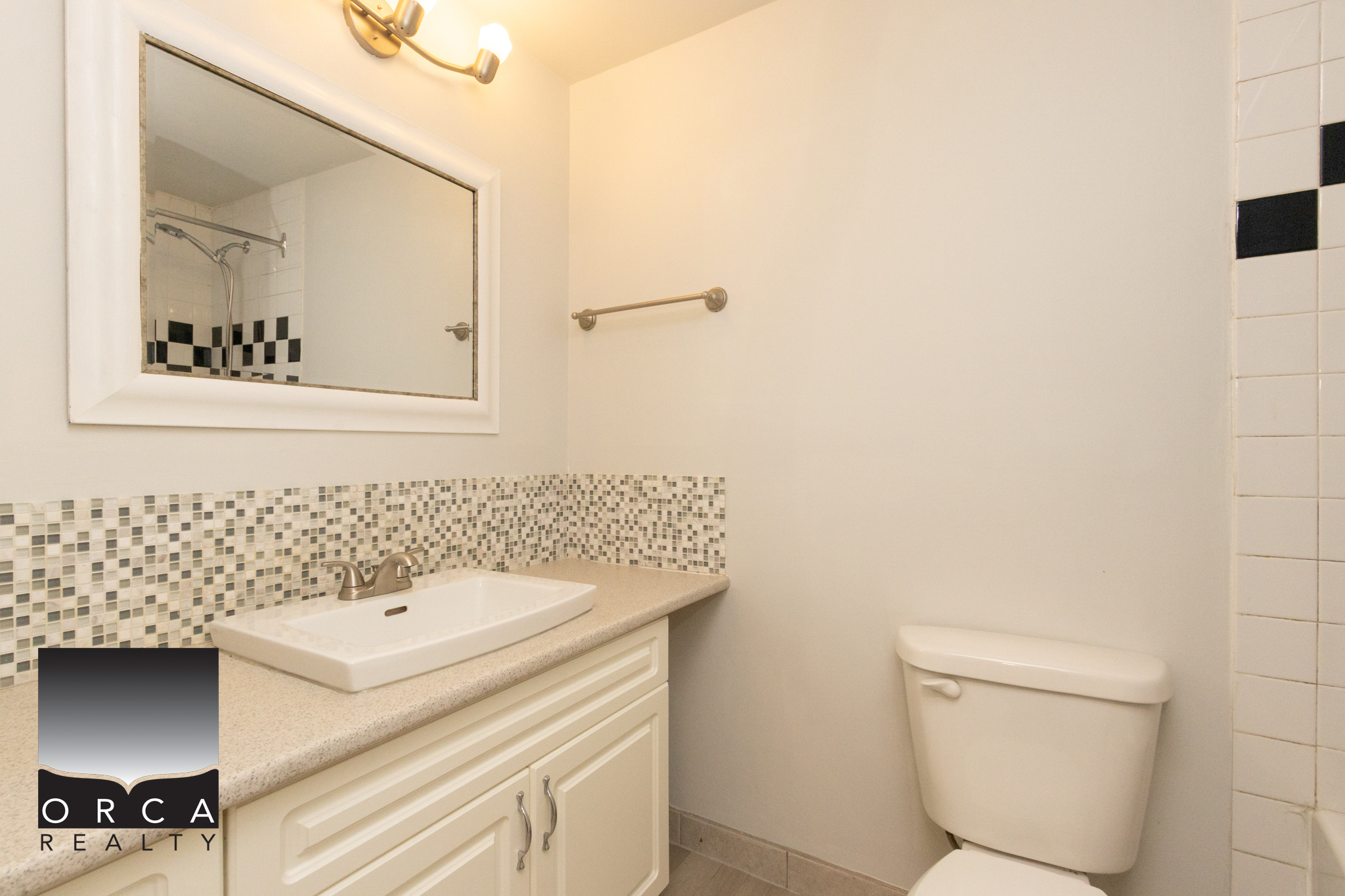 112-590 Whiting Way, Coquitlam