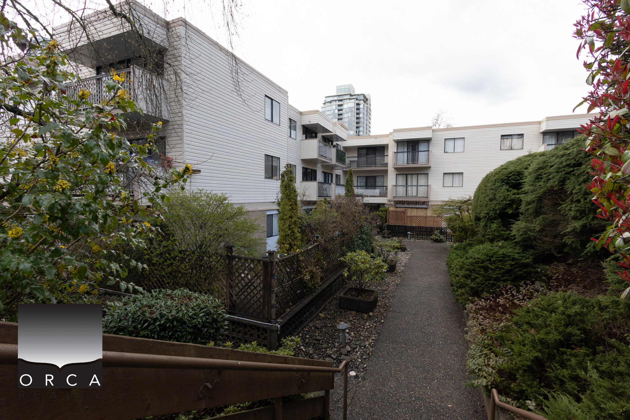 112-590 Whiting Way, Coquitlam