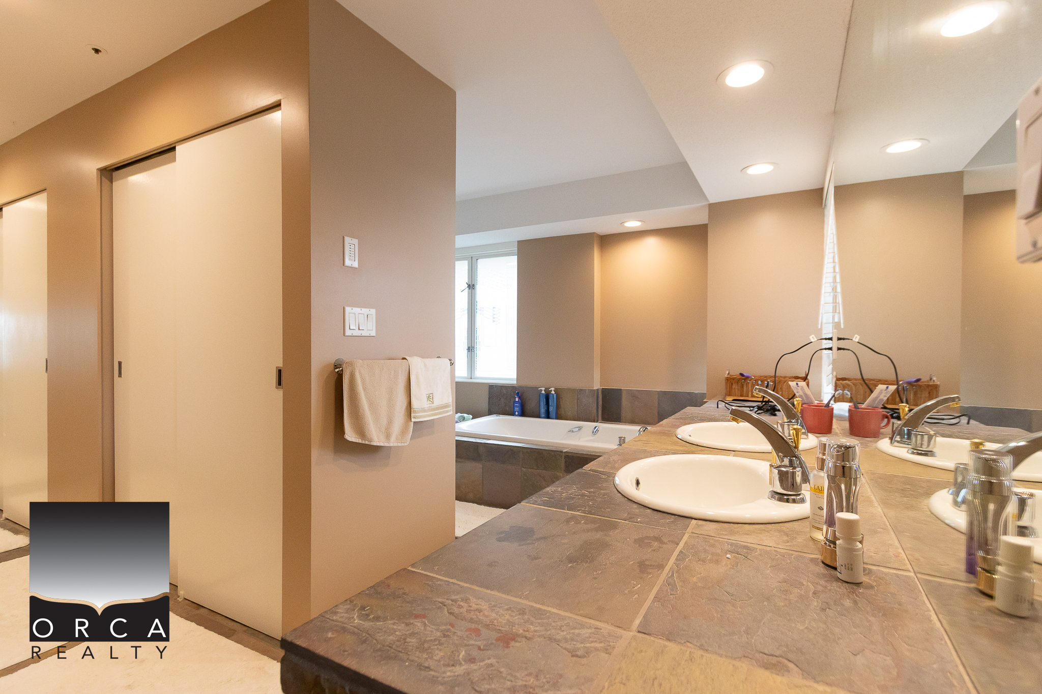 2424 Bellevue Avenue, West Vancouver