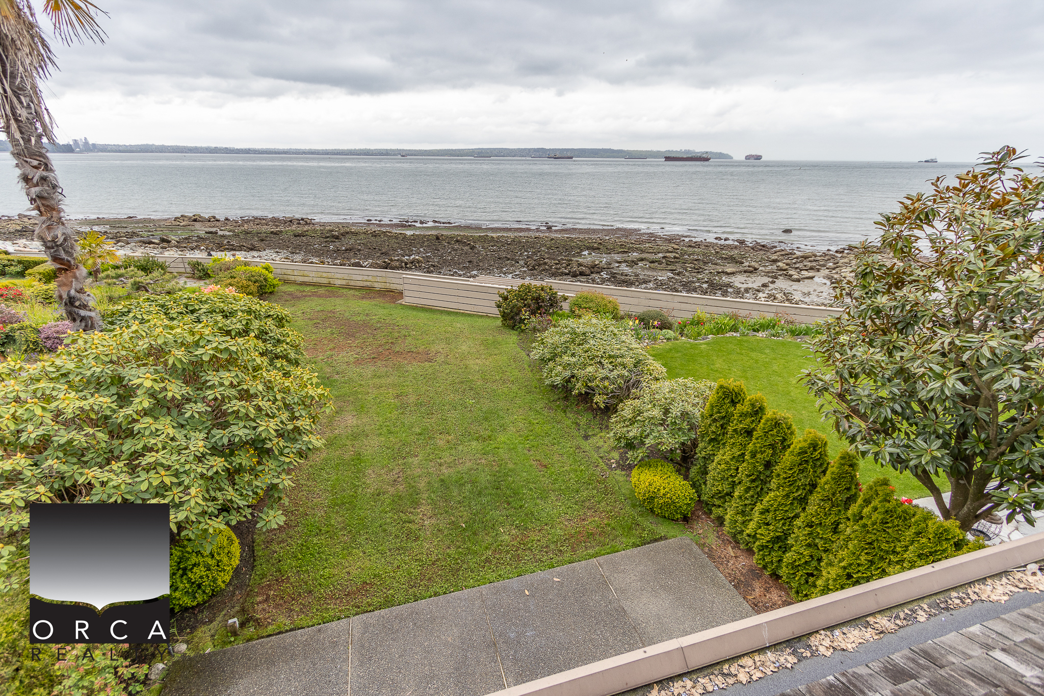 2424 Bellevue Avenue, West Vancouver