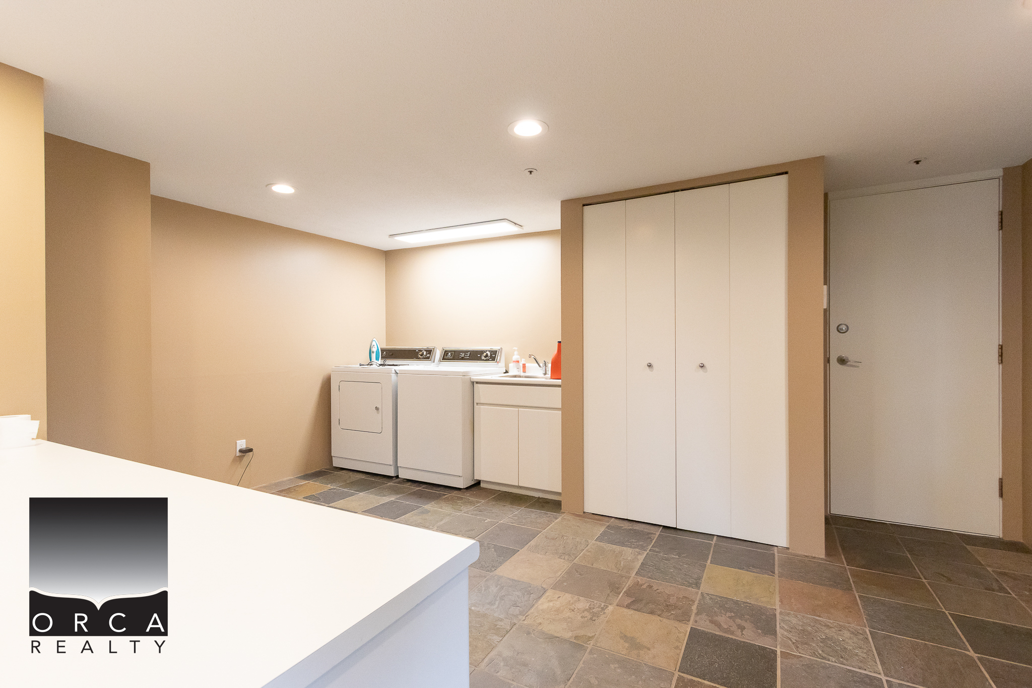 2424 Bellevue Avenue, West Vancouver