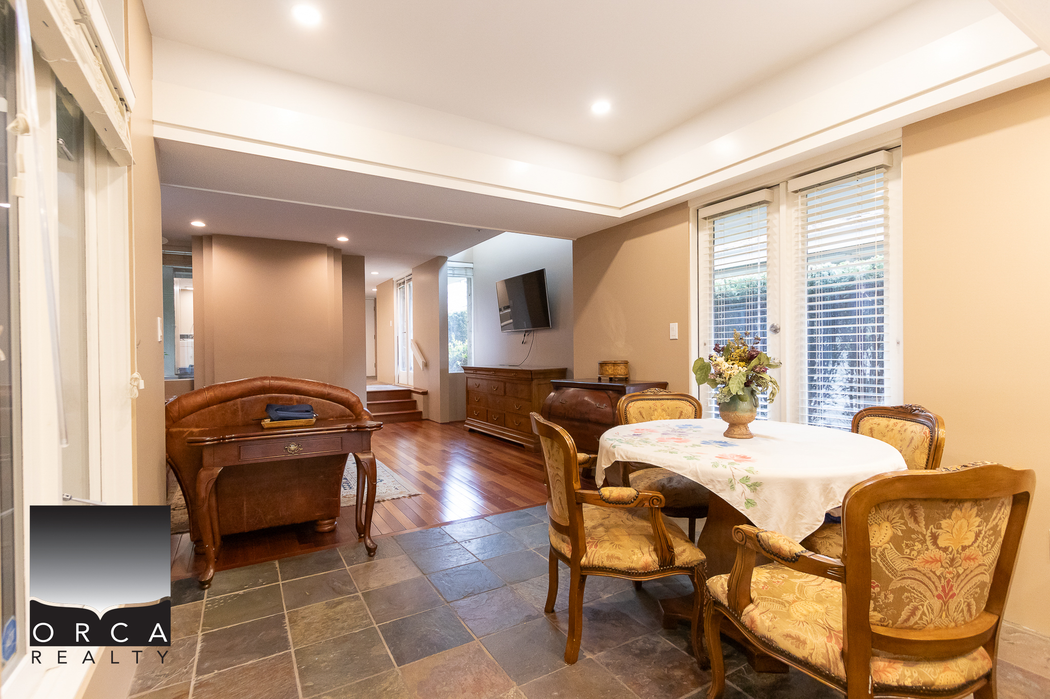 2424 Bellevue Avenue, West Vancouver