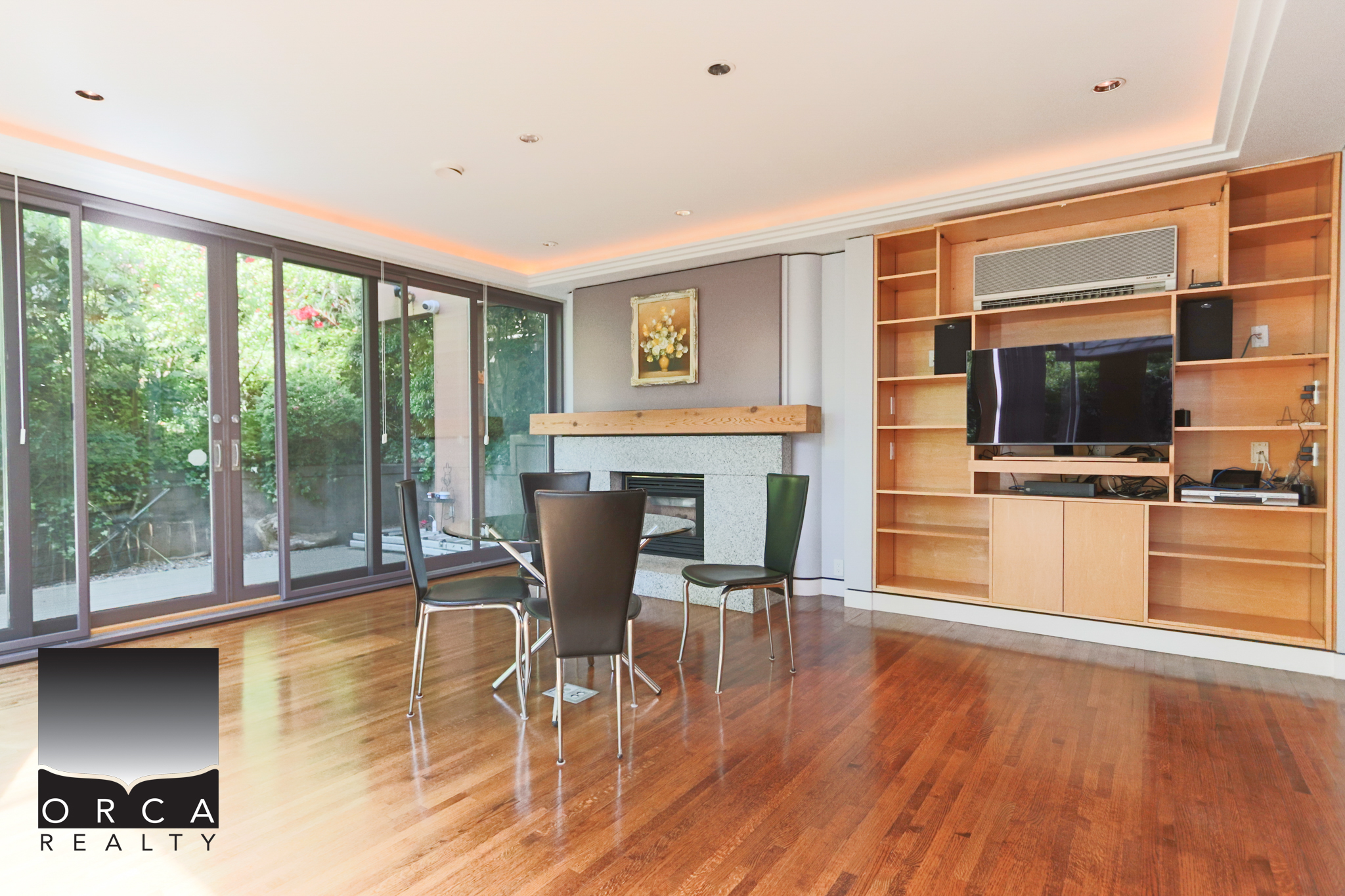 687 Beachview Drive, North Vancouver