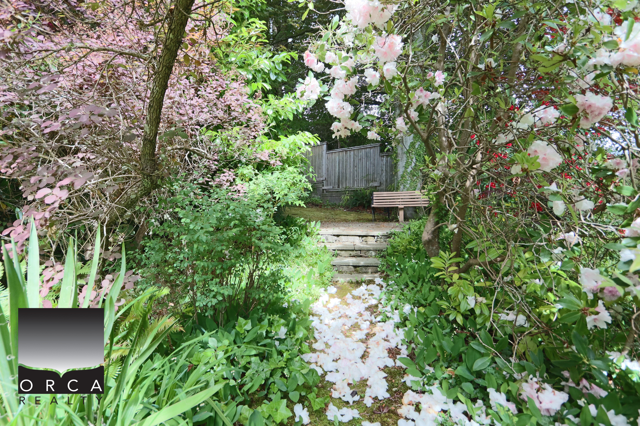 687 Beachview Drive, North Vancouver