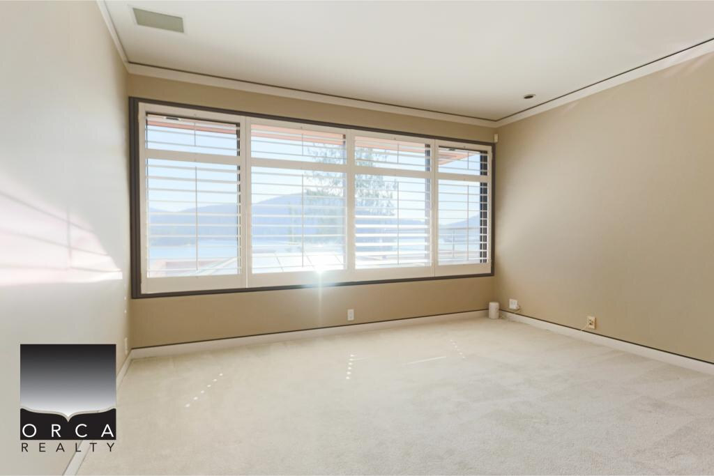 687 Beachview Drive, North Vancouver