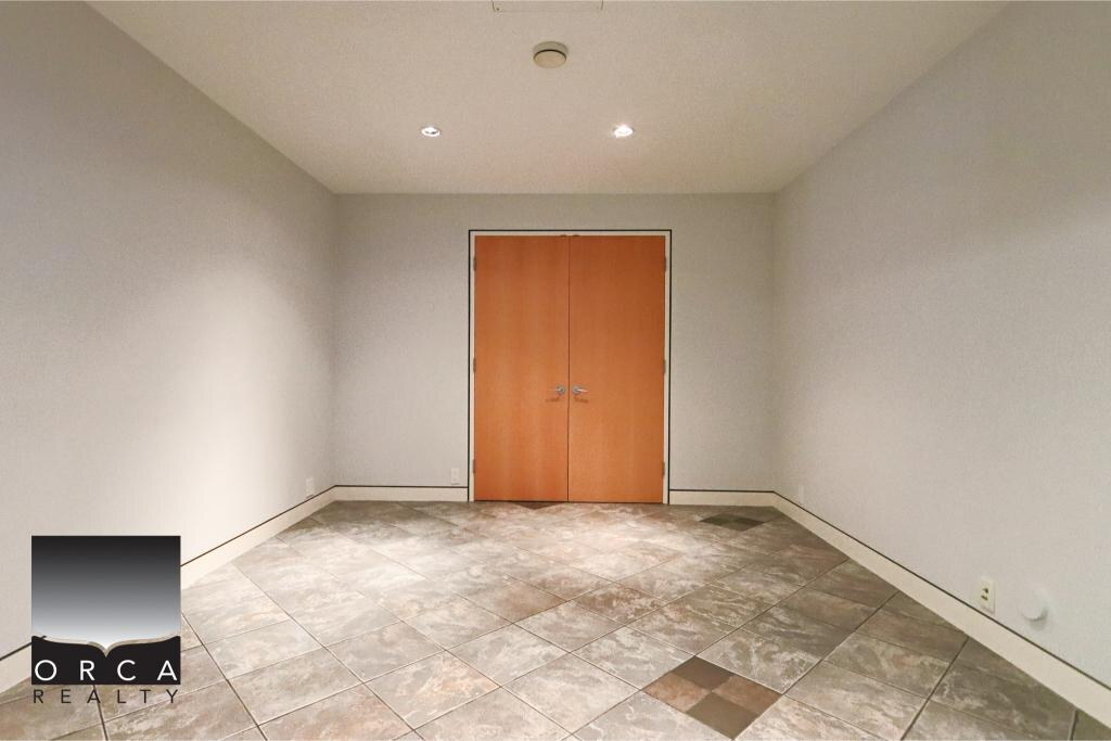 687 Beachview Drive, North Vancouver