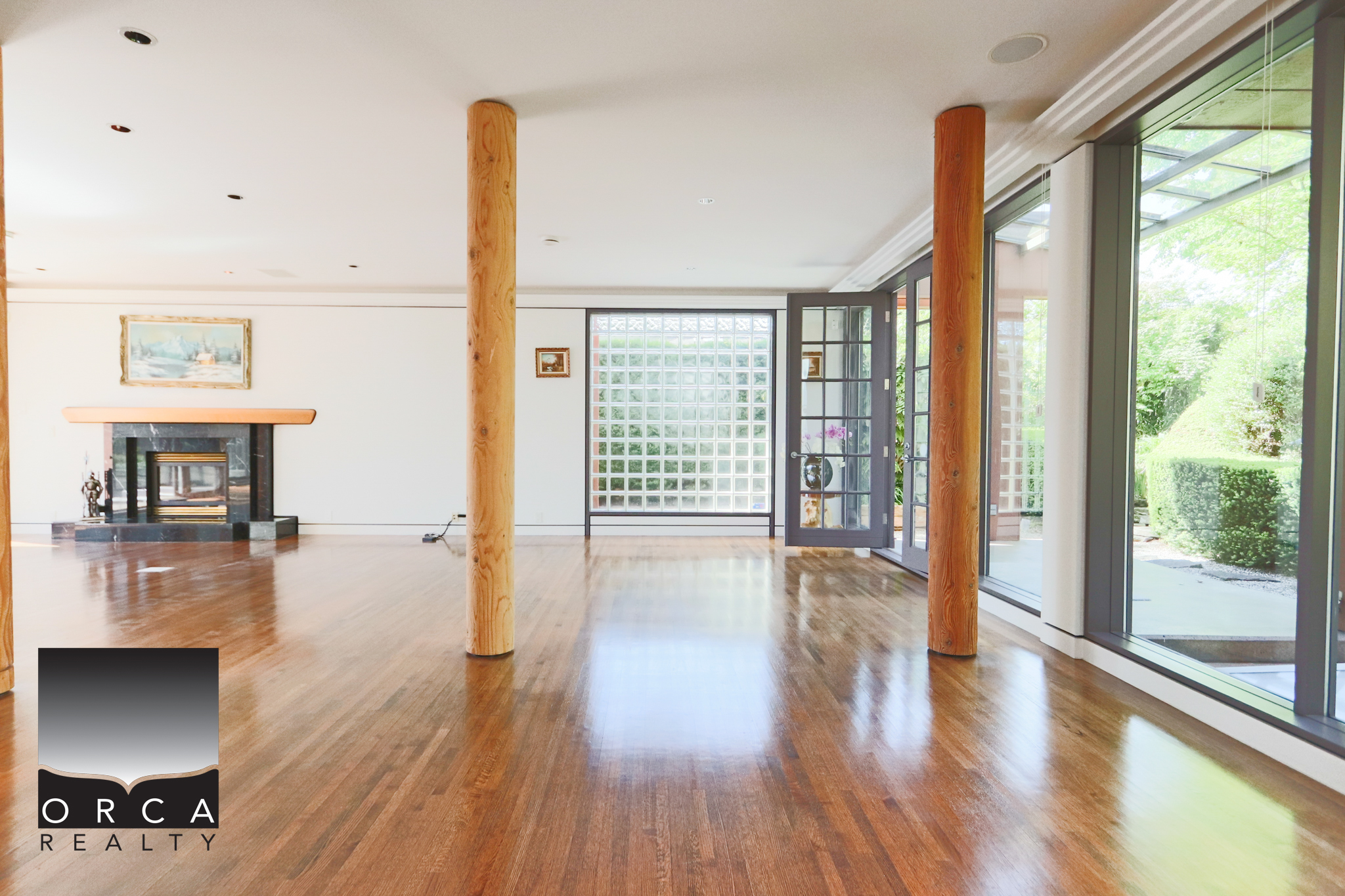 687 Beachview Drive, North Vancouver