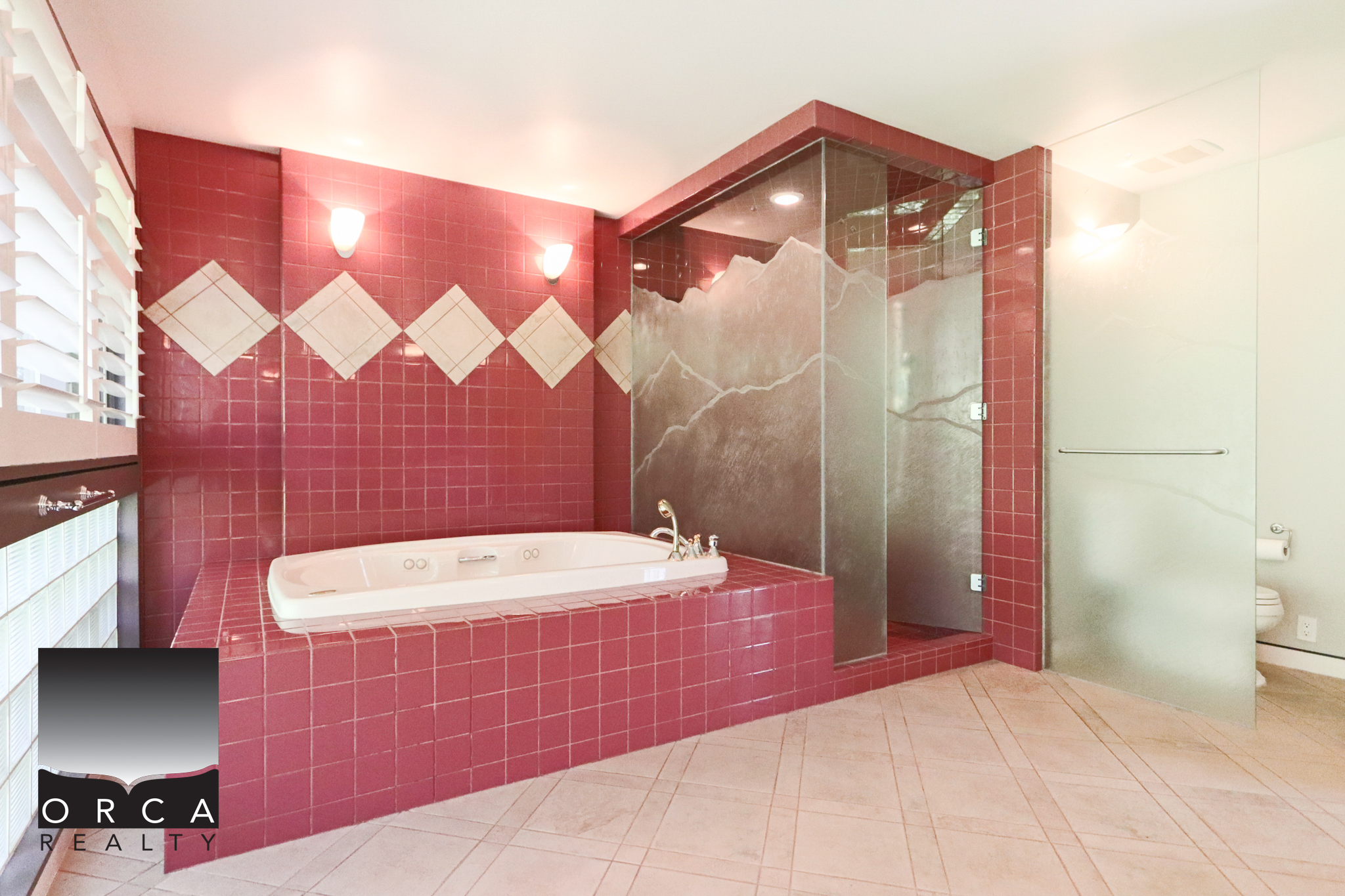 687 Beachview Drive, North Vancouver