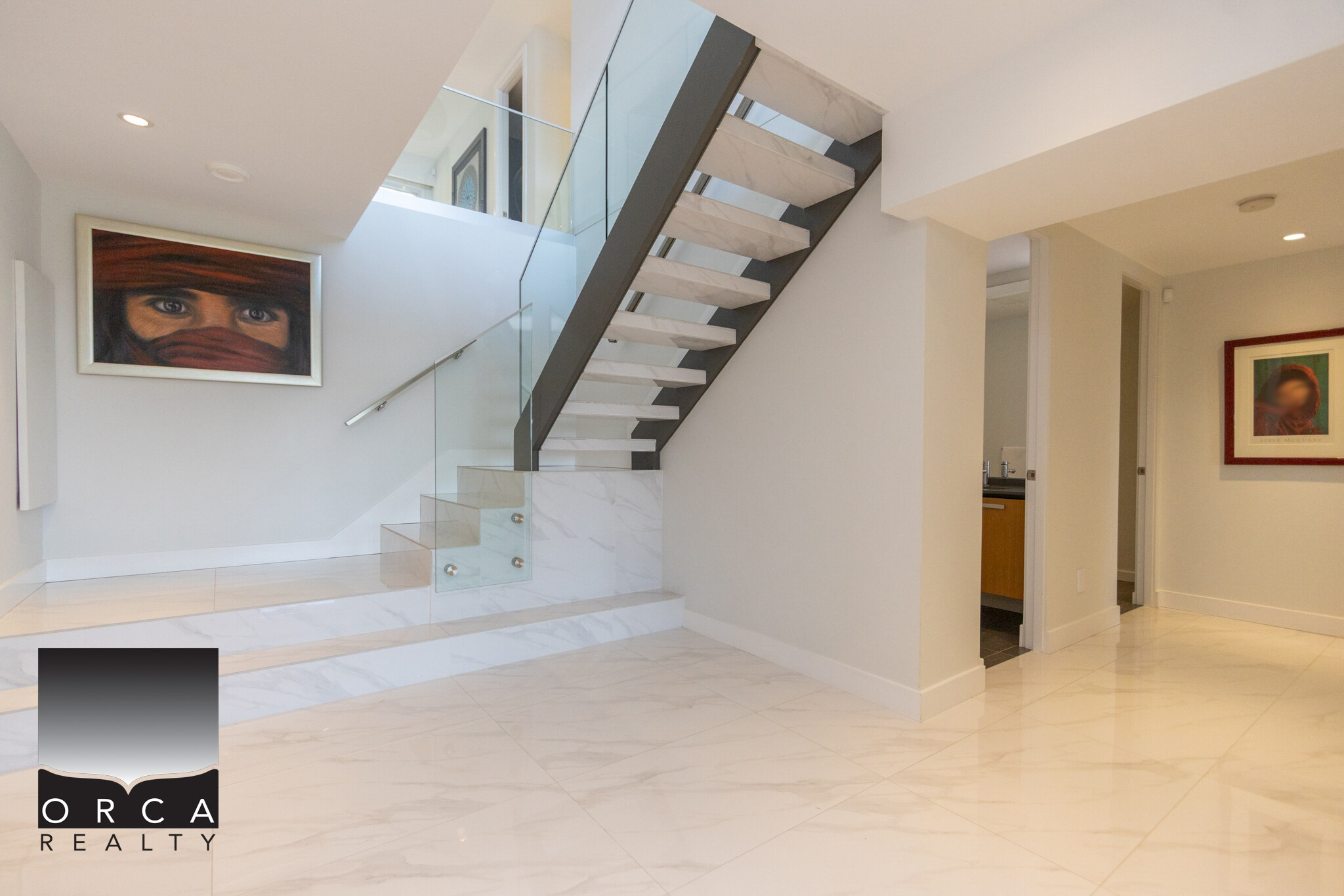 3305 Westmount Rd, West Vancouver