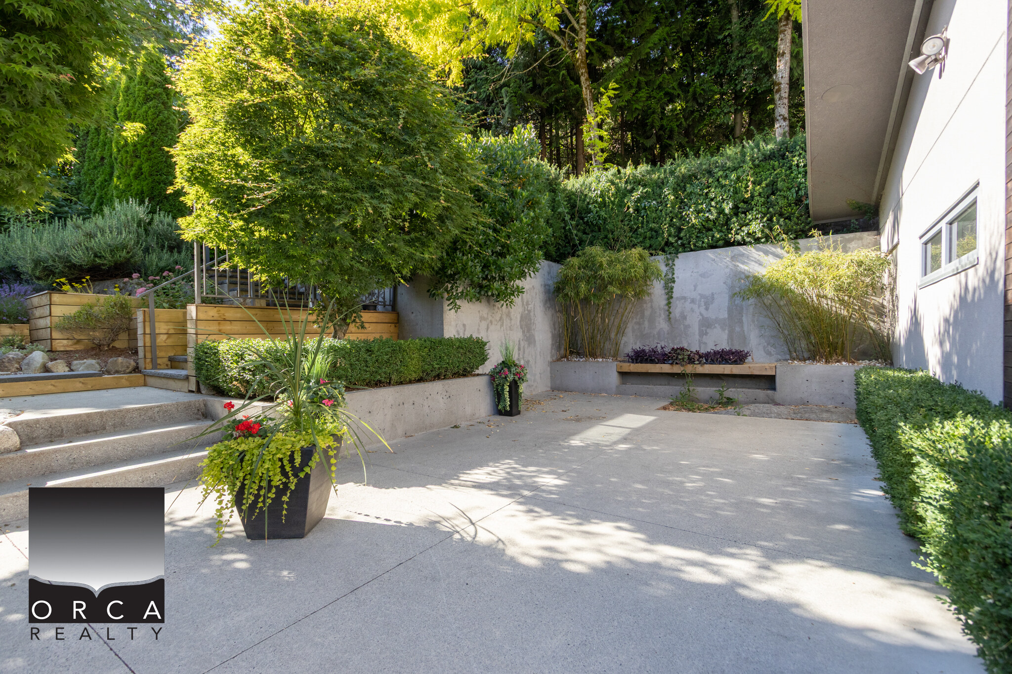 3305 Westmount Rd, West Vancouver