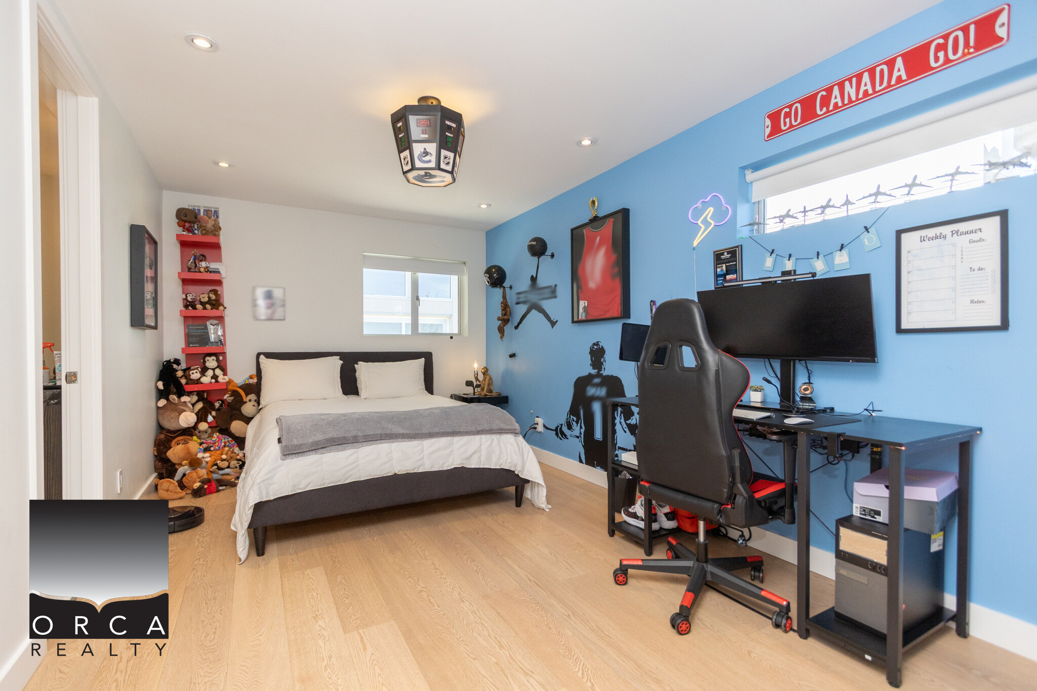 3305 Westmount Rd, West Vancouver