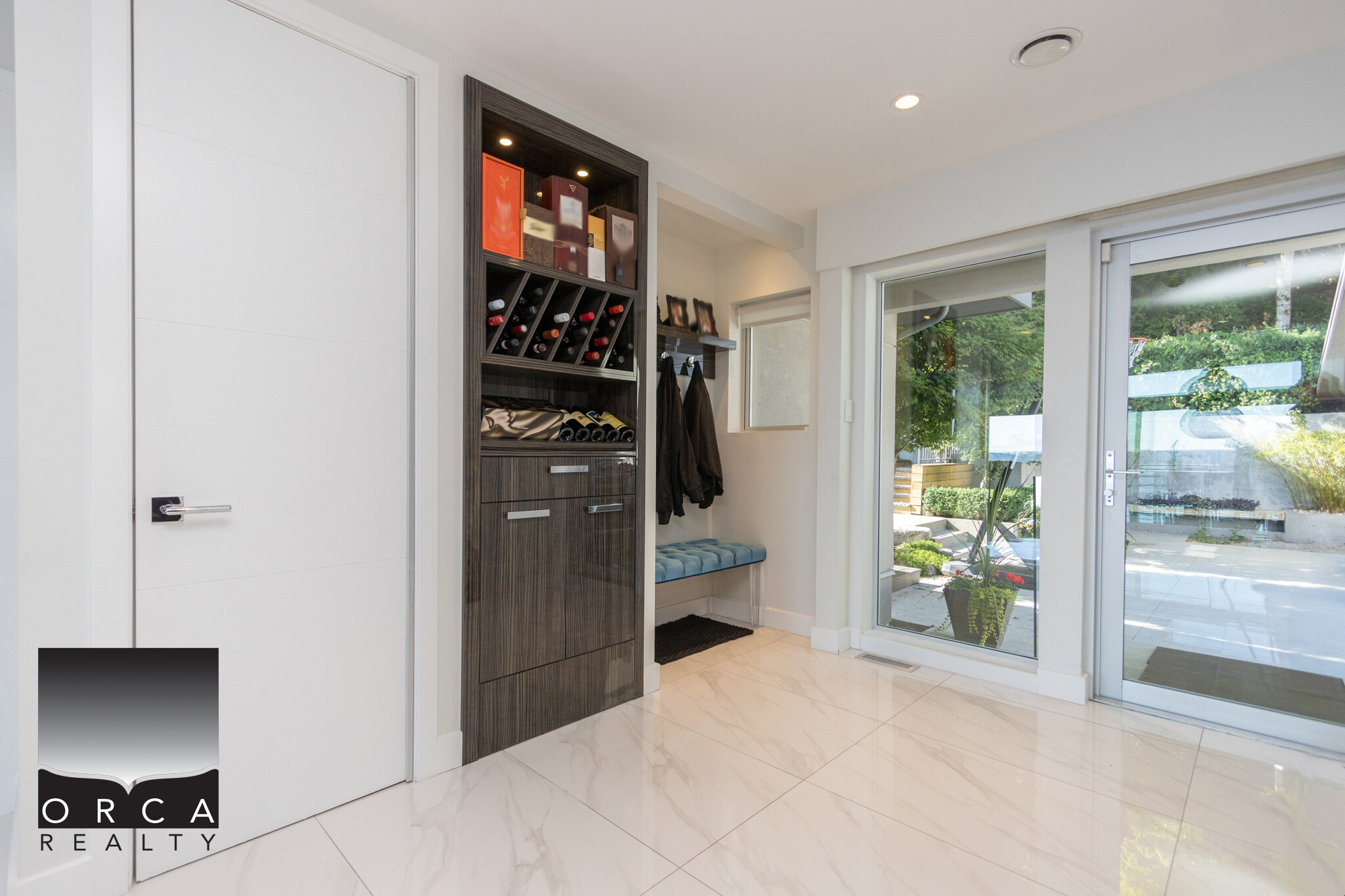 3305 Westmount Rd, West Vancouver