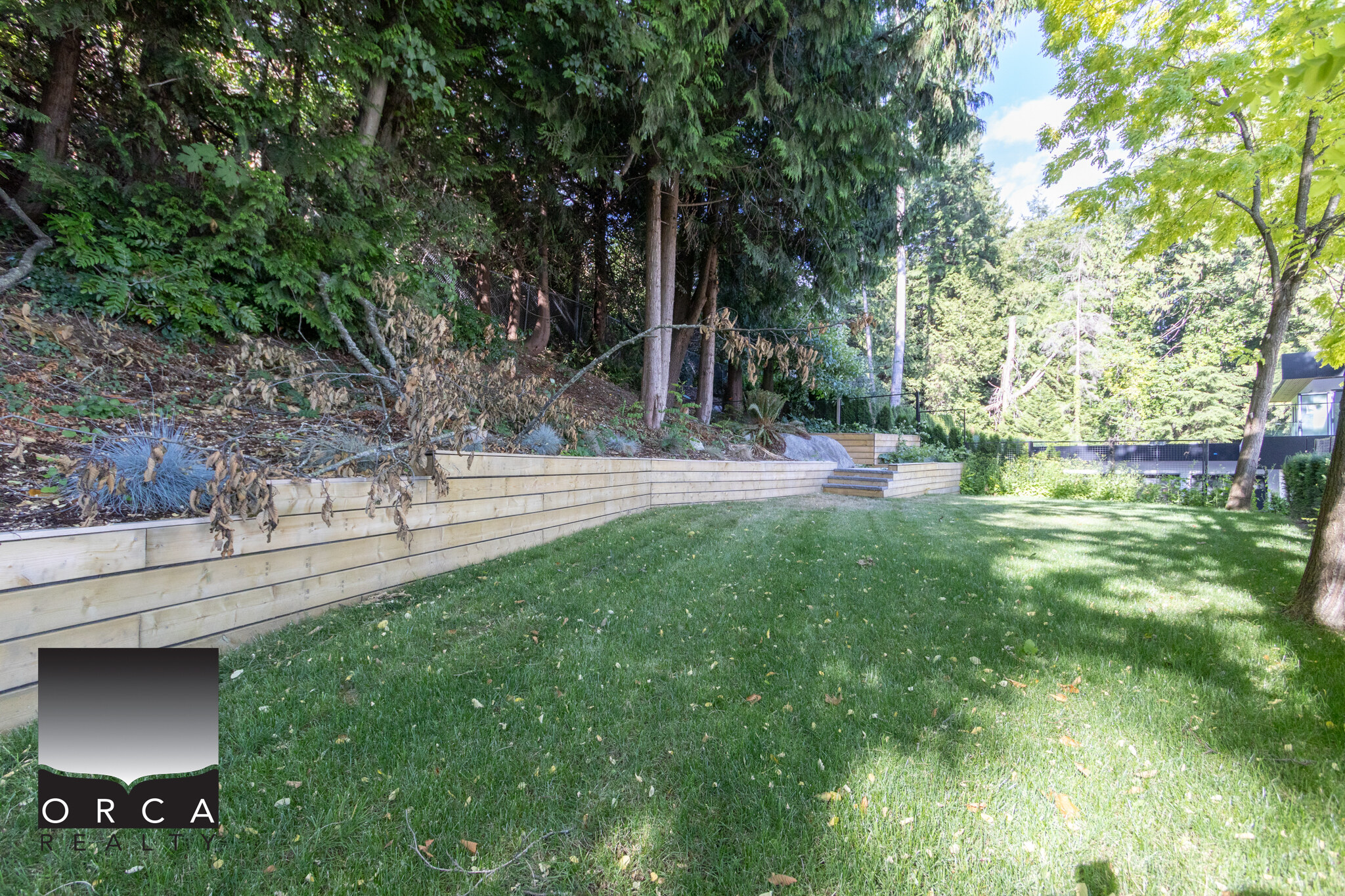 3305 Westmount Rd, West Vancouver
