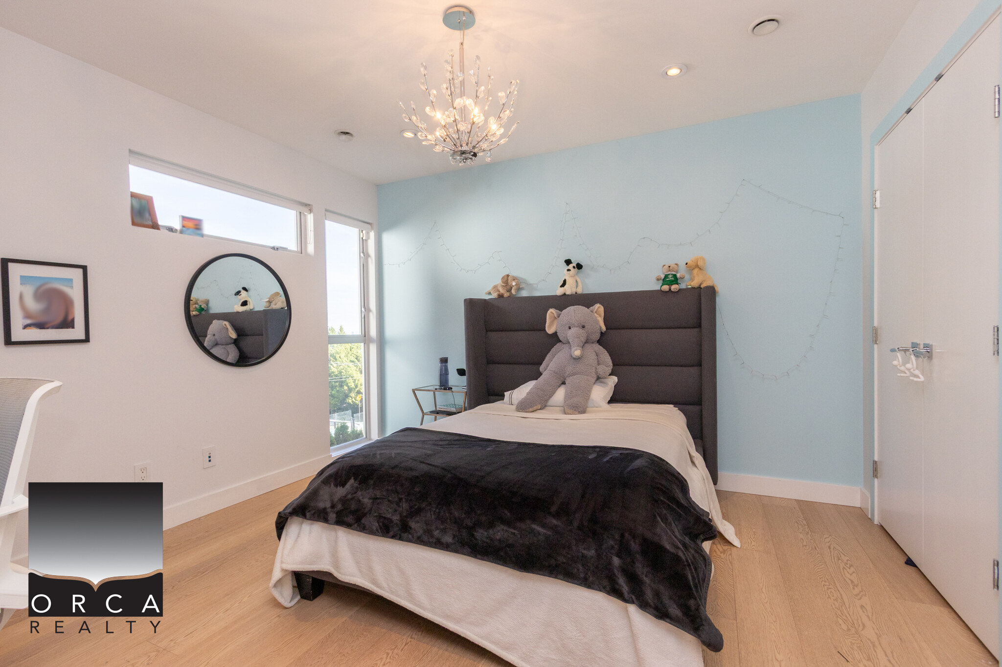 3305 Westmount Rd, West Vancouver
