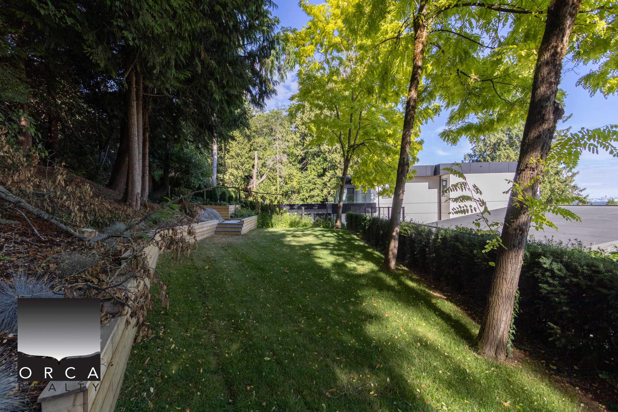 3305 Westmount Rd, West Vancouver